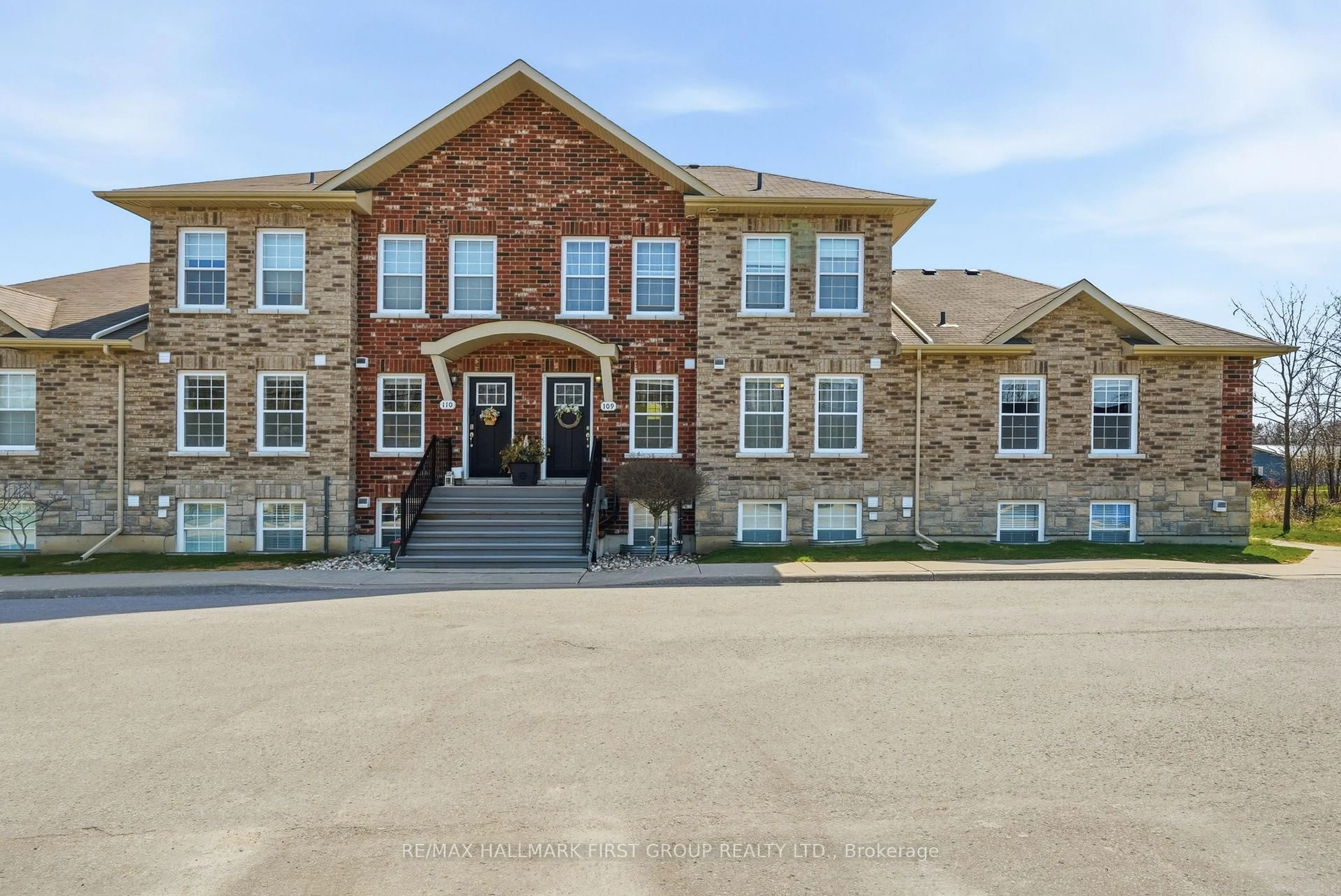 Home with brick exterior material, building for 430 Lonsberry Dr #109, Cobourg Ontario K9A 0K4