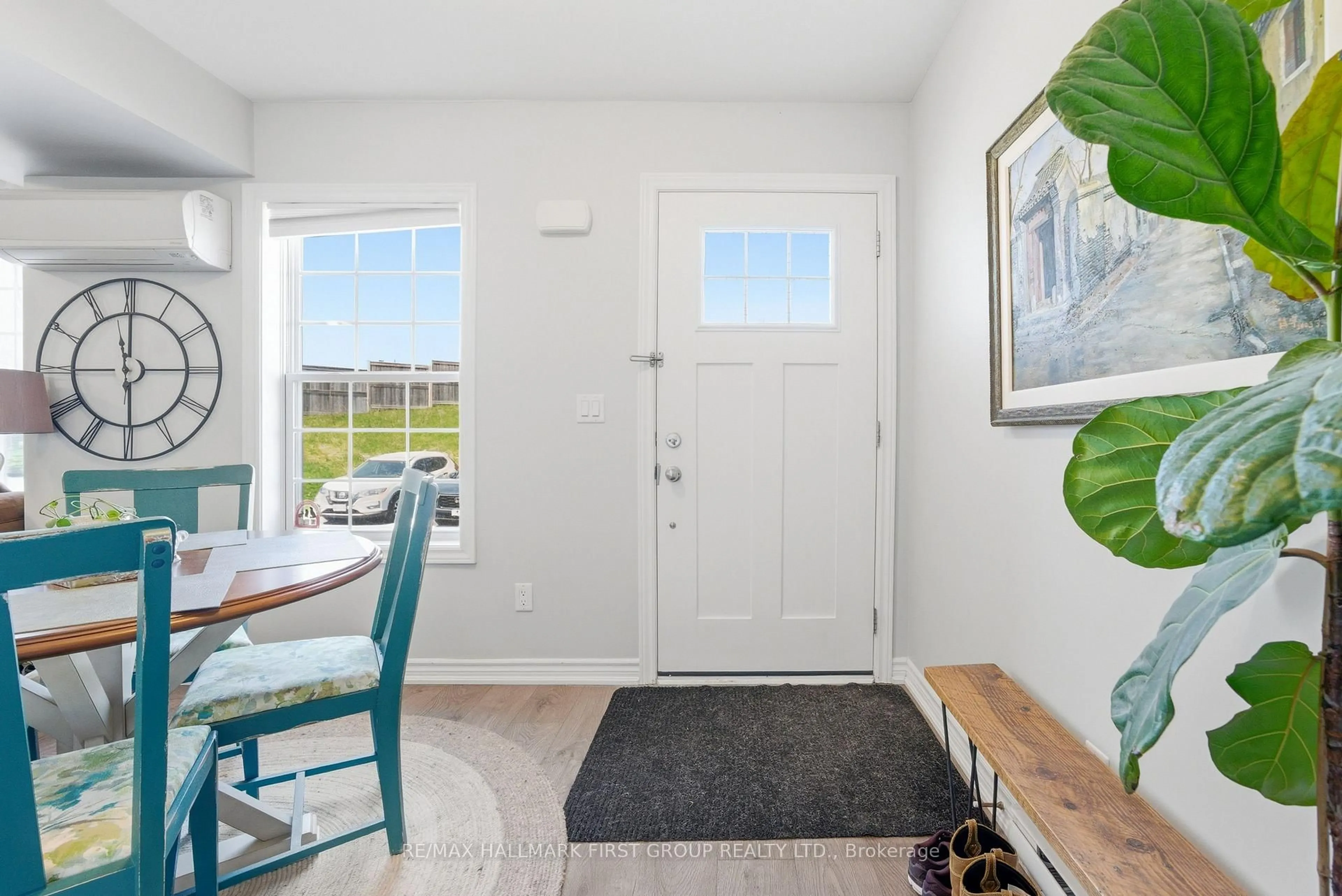 Indoor entryway for 430 Lonsberry Dr #109, Cobourg Ontario K9A 0K4