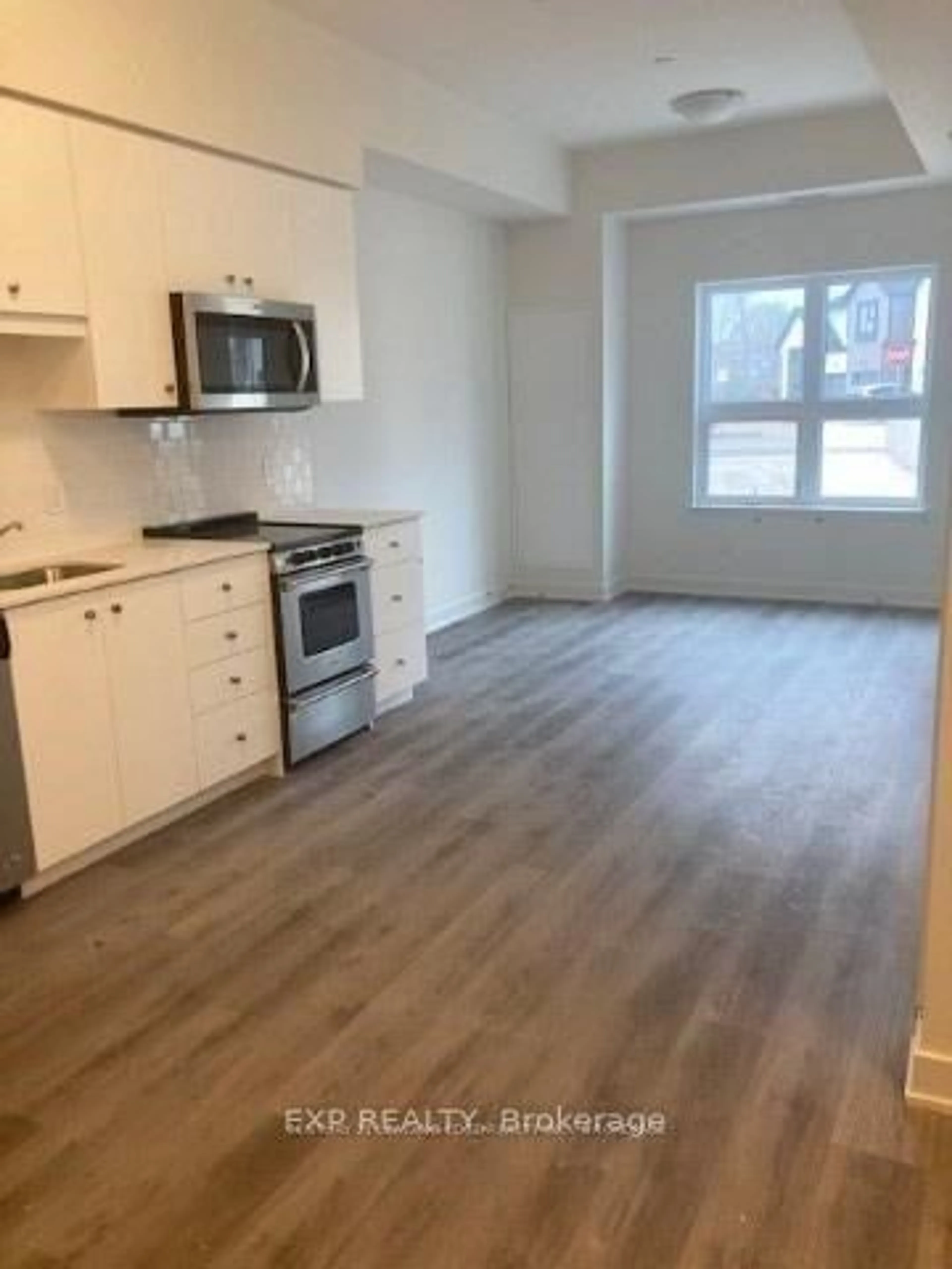 Standard kitchen, unknown for 110 Fergus Ave #101, Kitchener Ontario N2A 2H2