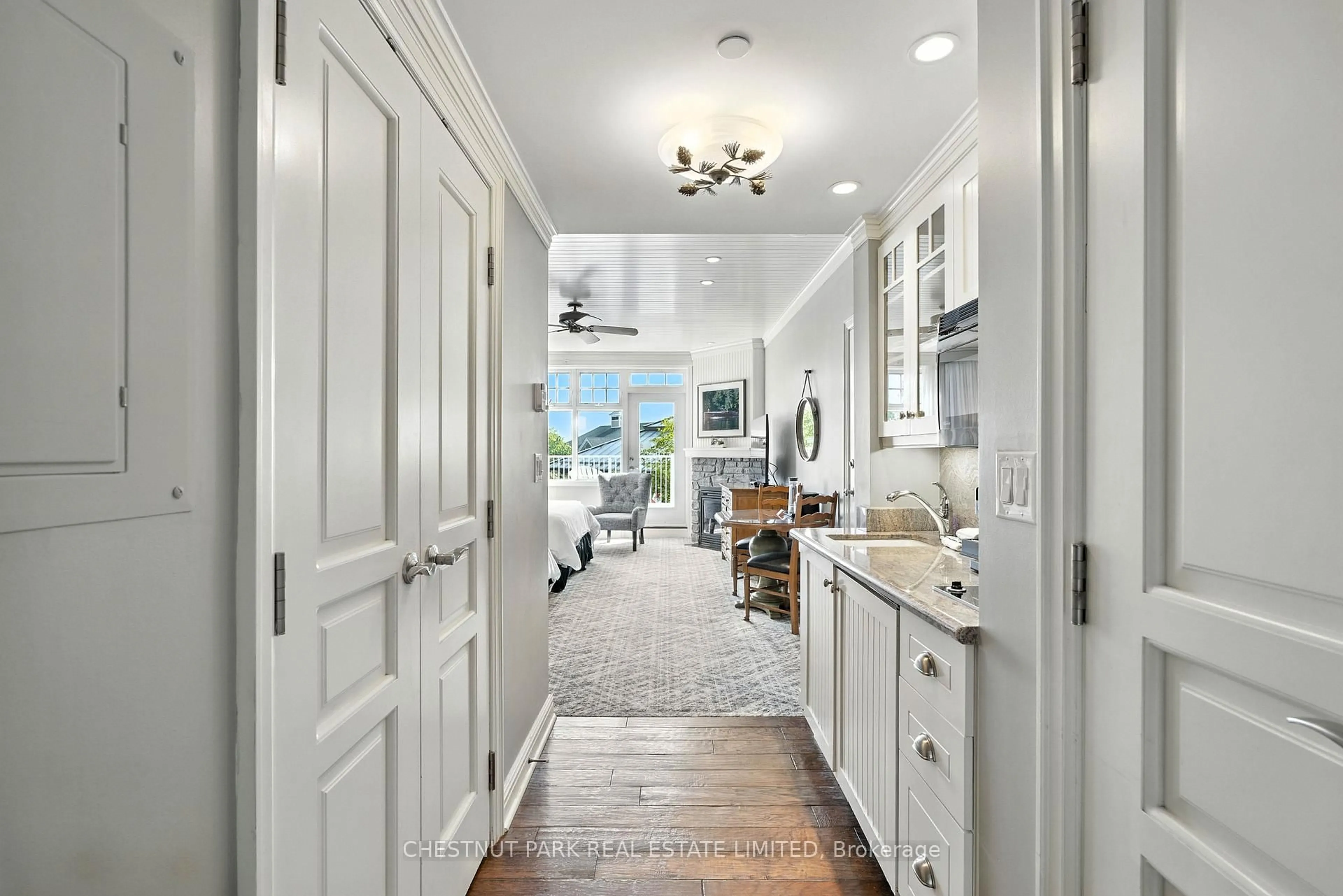 Indoor entryway for 1050 Paignton House Rd #1228, Muskoka Lakes Ontario P0B 1G0