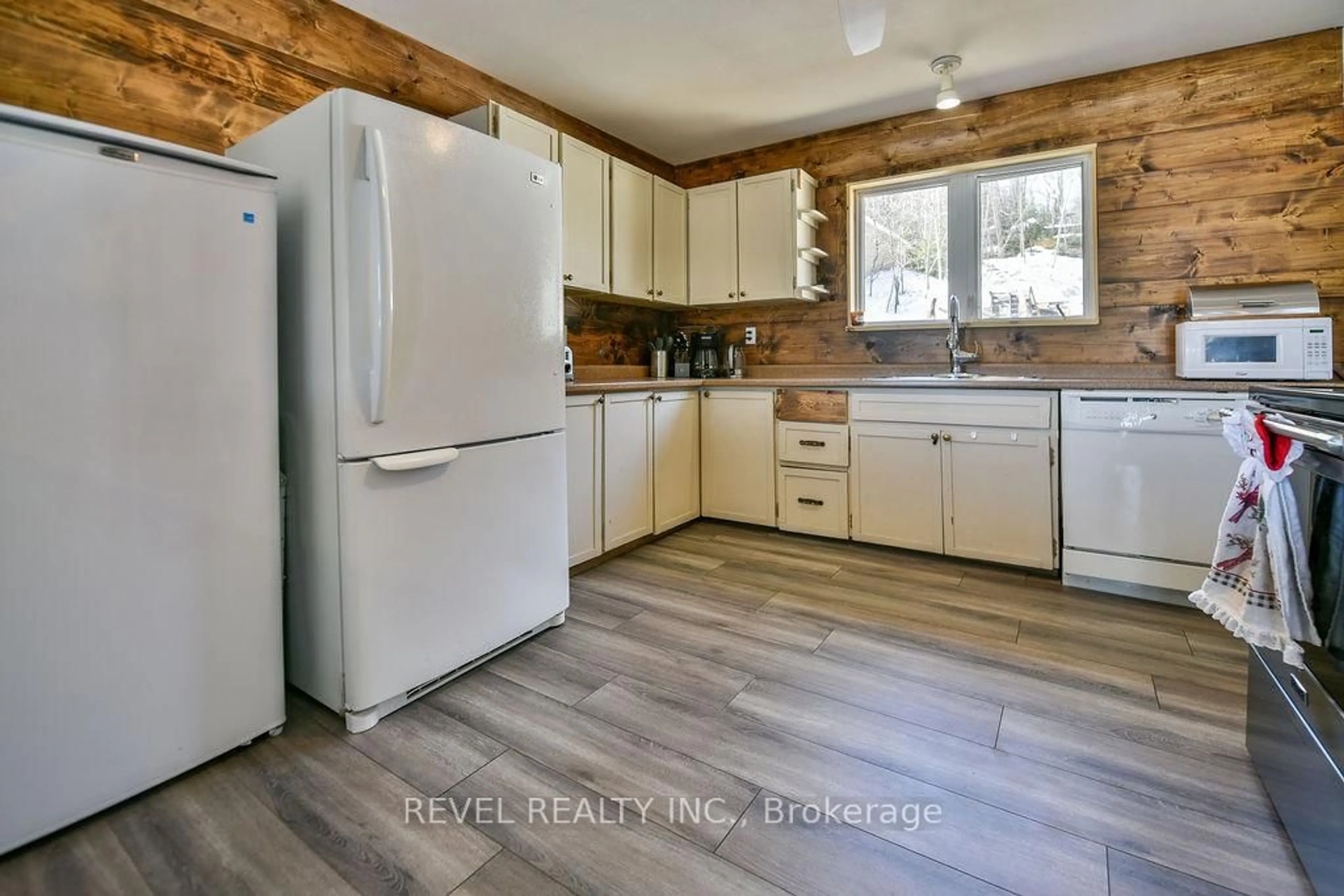 Unknown for 13 Sewell Lake Rd, Timmins Ontario P4N 7K2