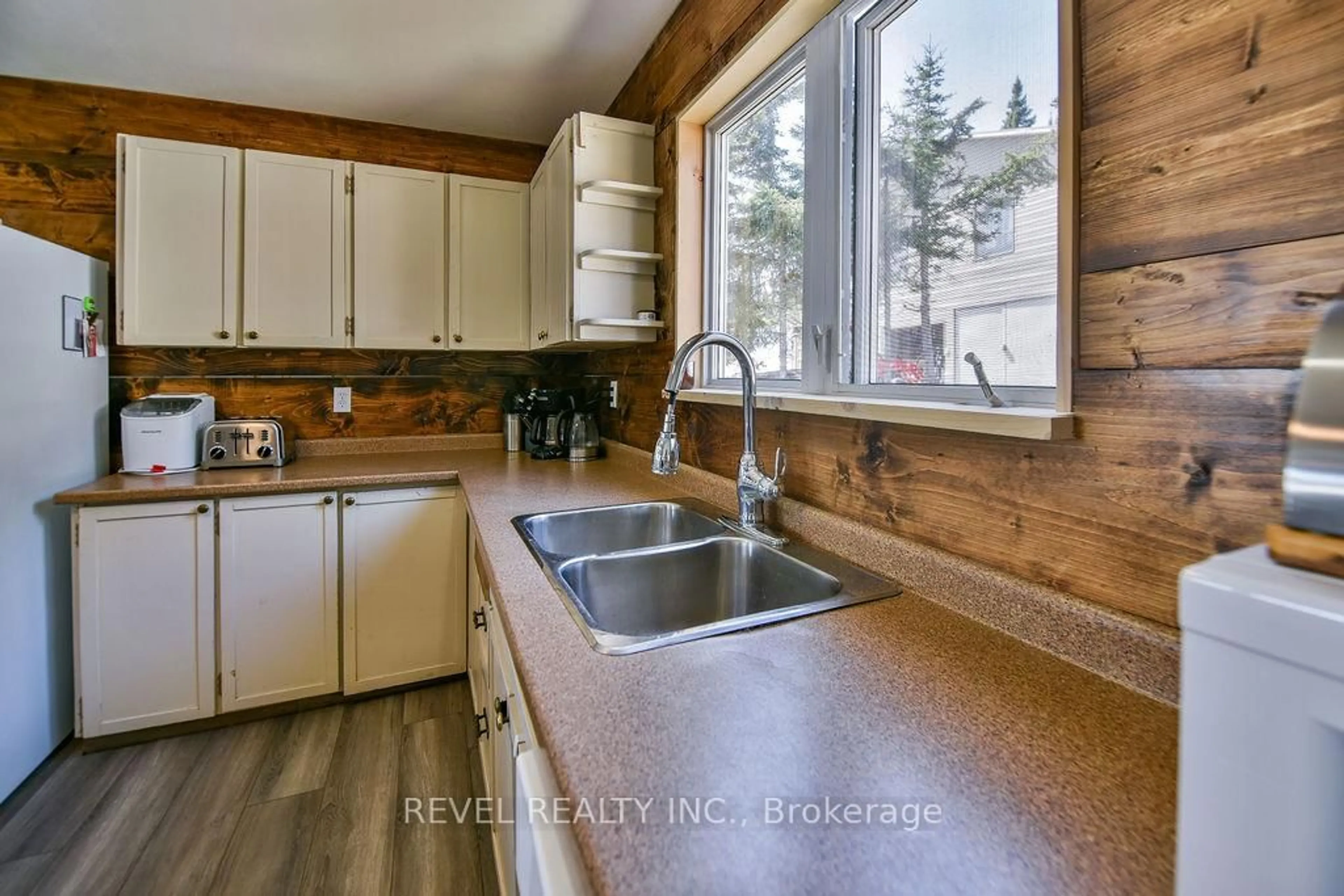 Open concept kitchen, unknown for 13 Sewell Lake Rd, Timmins Ontario P4N 7K2