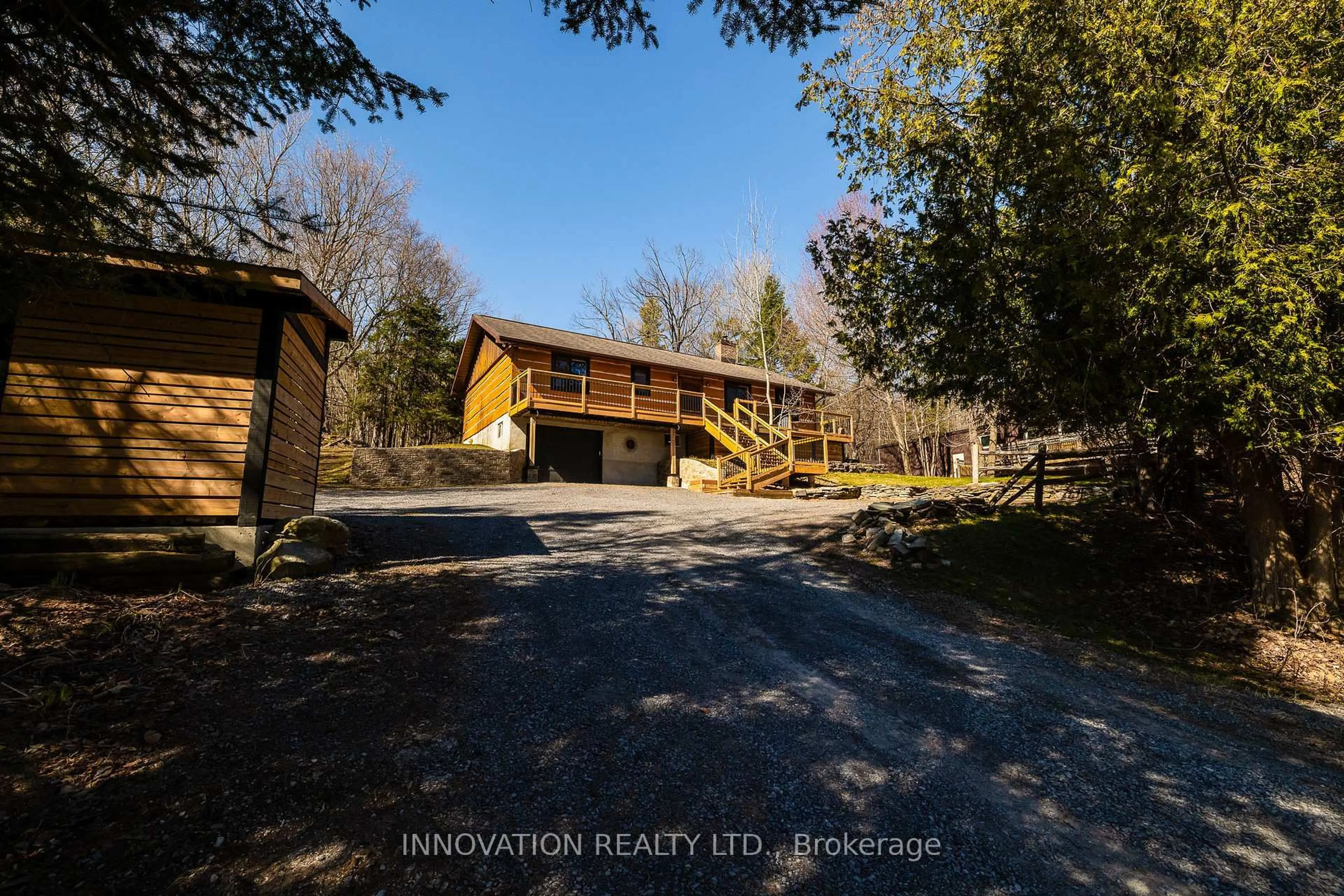 A pic from outside/outdoor area/front of a property/back of a property/a pic from drone, mountain view for 3019 Barlow Cres, Ottawa Ontario K0A 1T0