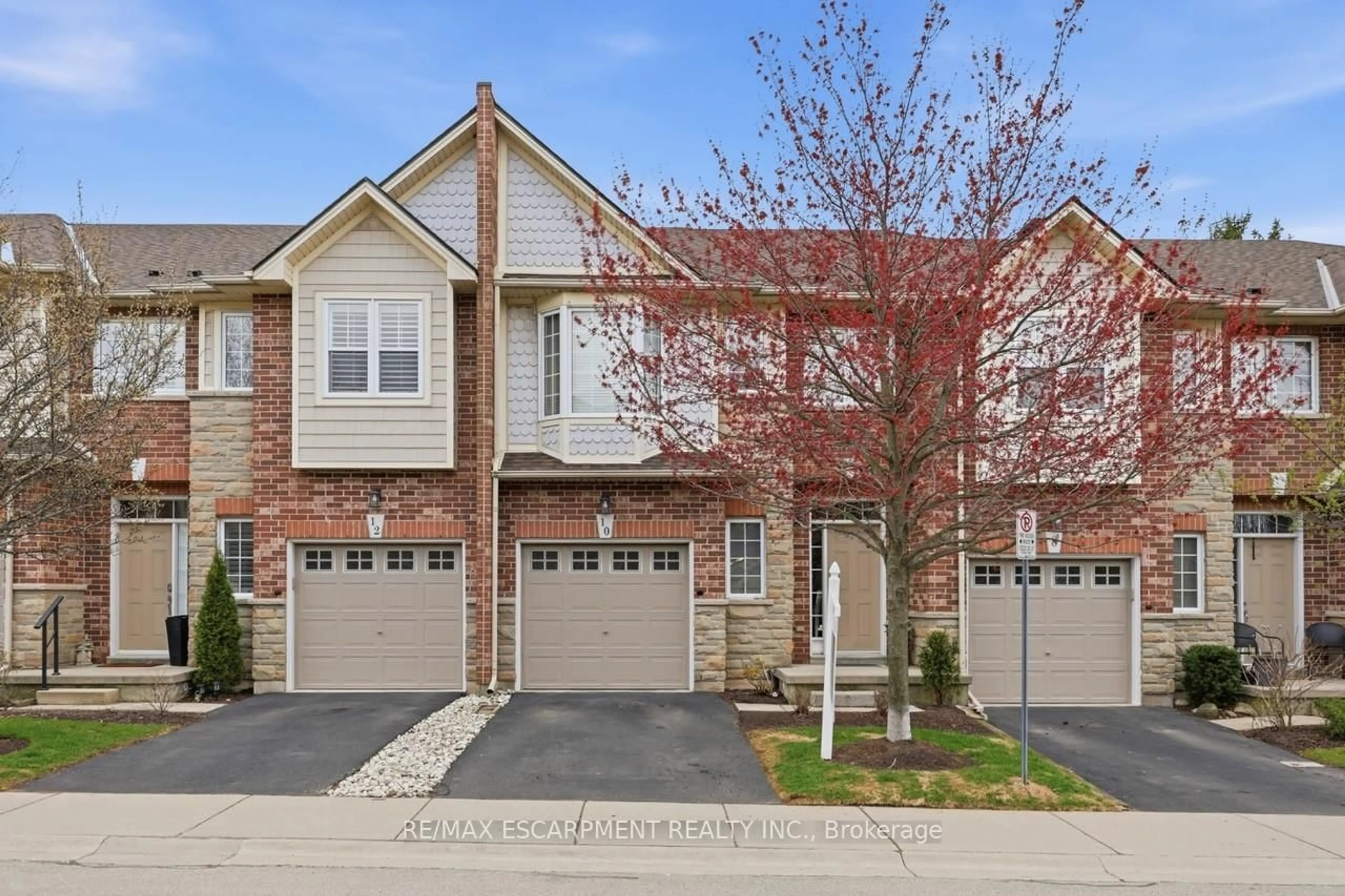 Unknown for 10 Liddycoat Lane #4, Hamilton Ontario L9G 0A7