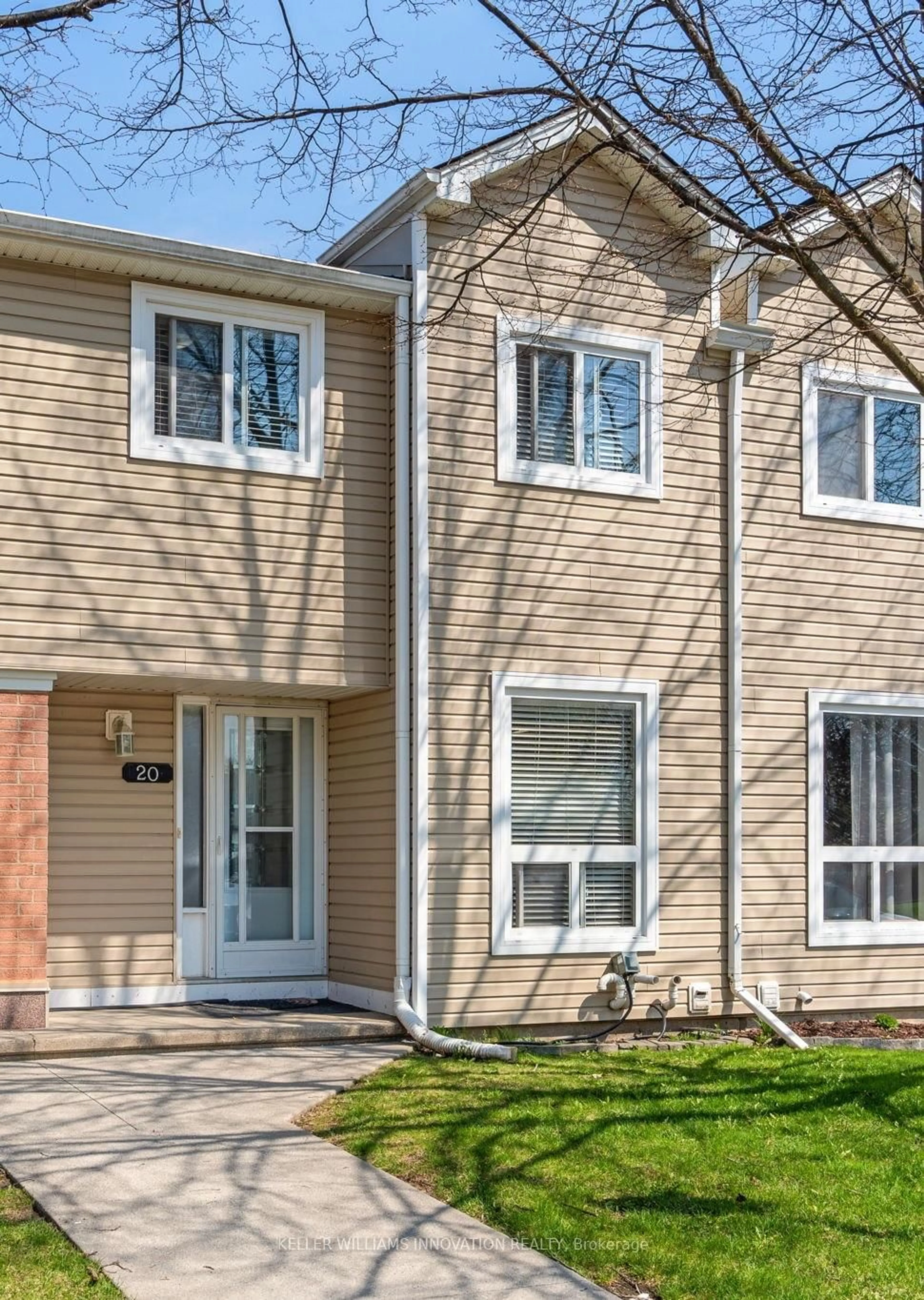 Home with vinyl exterior material, street for 160 Rittenhouse Rd #20, Kitchener Ontario N2E 3G6