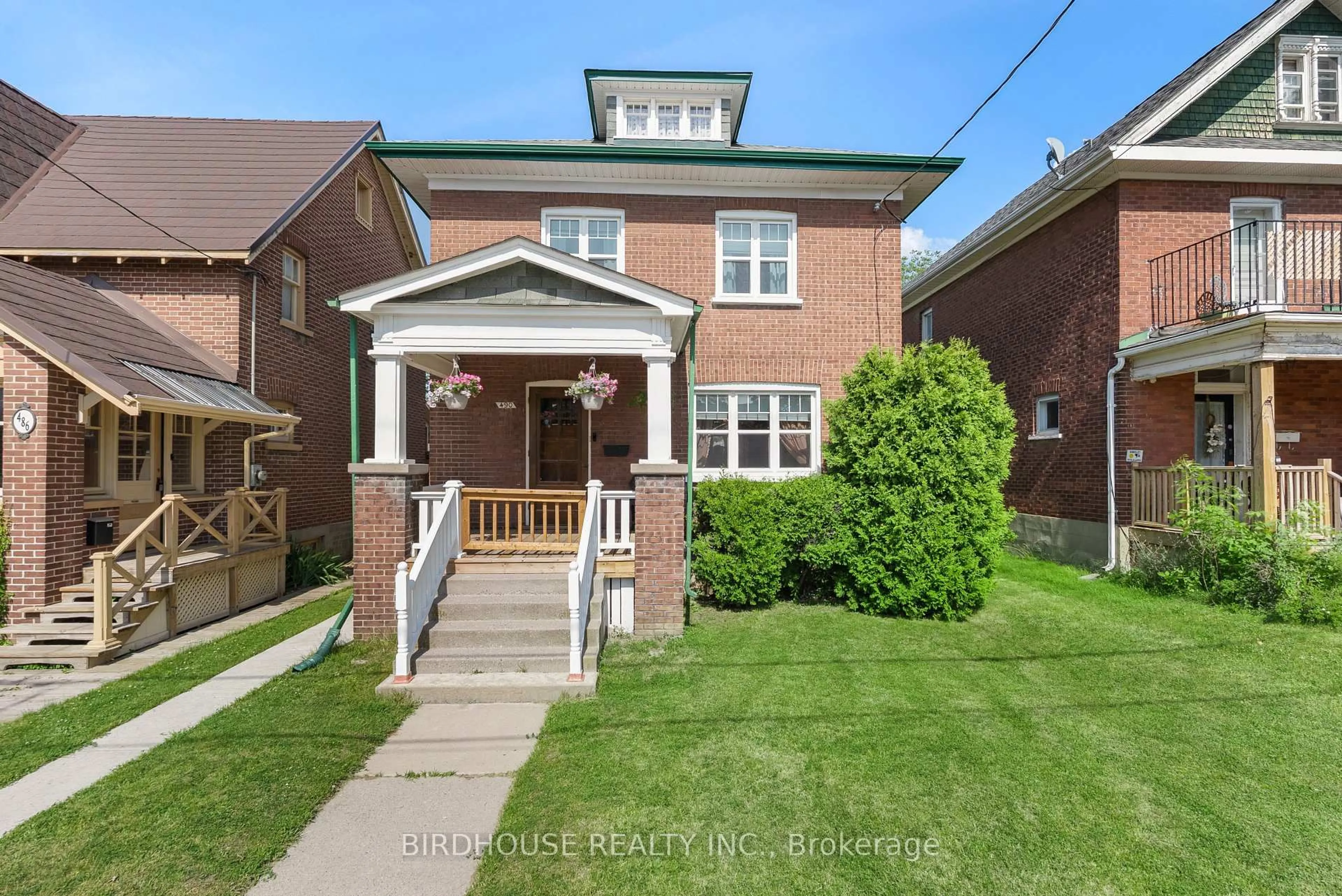 Home with brick exterior material, street for 490 George St, Peterborough Ontario K9J 3E5