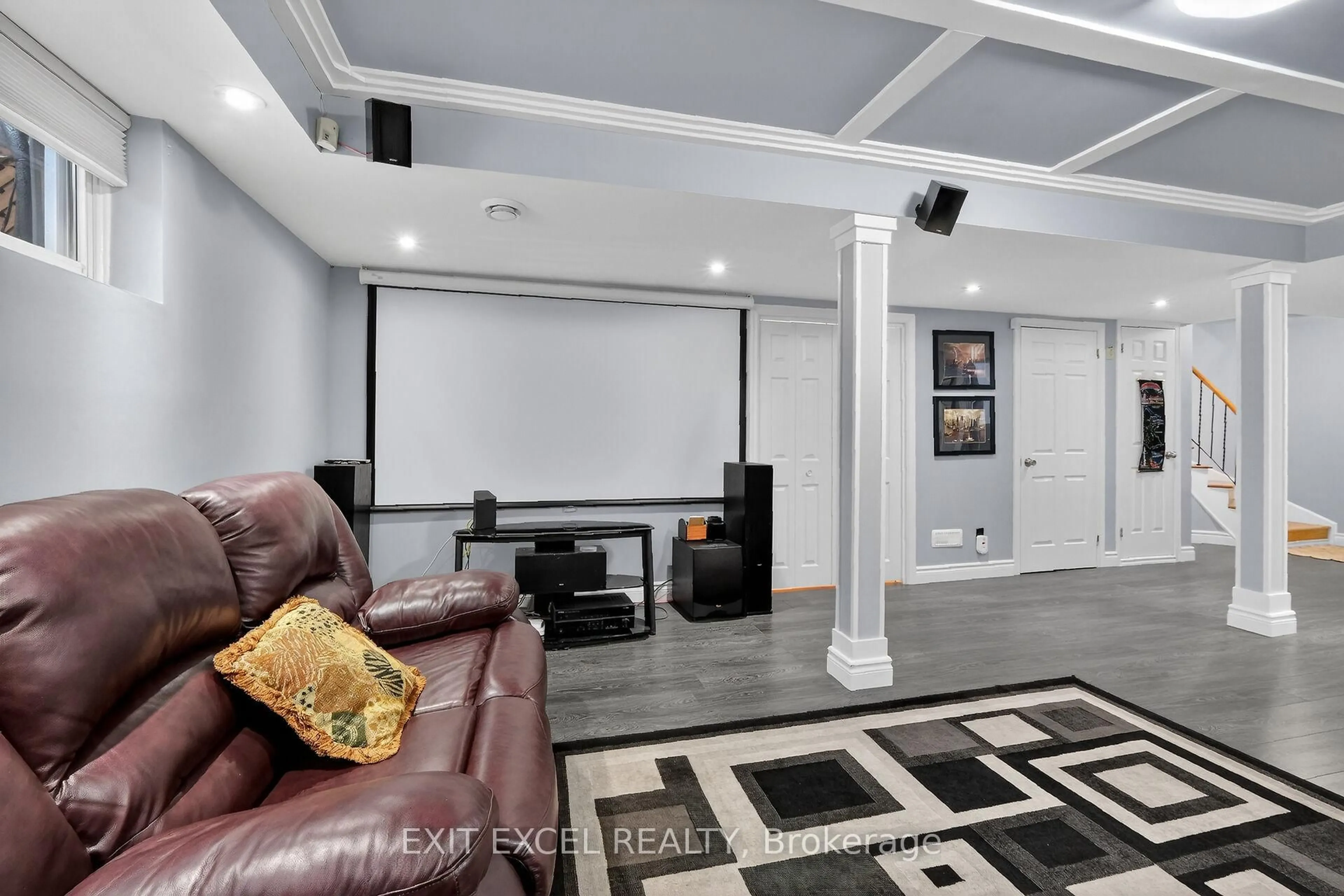 Home theater for 58 Fireside Cres, Ottawa Ontario K1T 1Z4