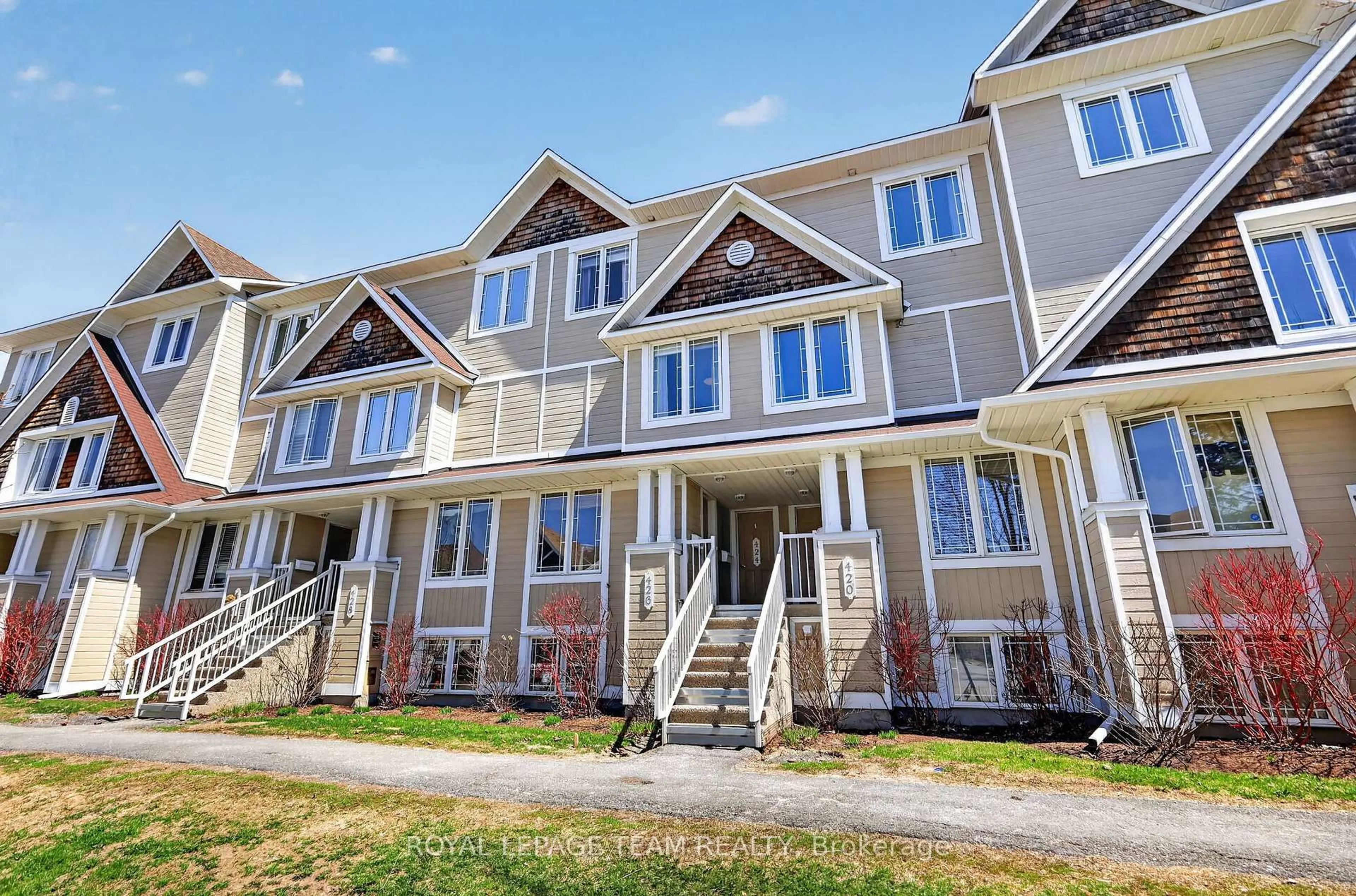 Unknown for 424 Hillsboro Private #13, Ottawa Ontario K2M 3A8