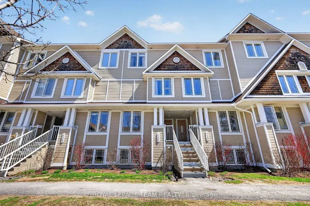 424 Hillsboro Private #13, Ottawa 2