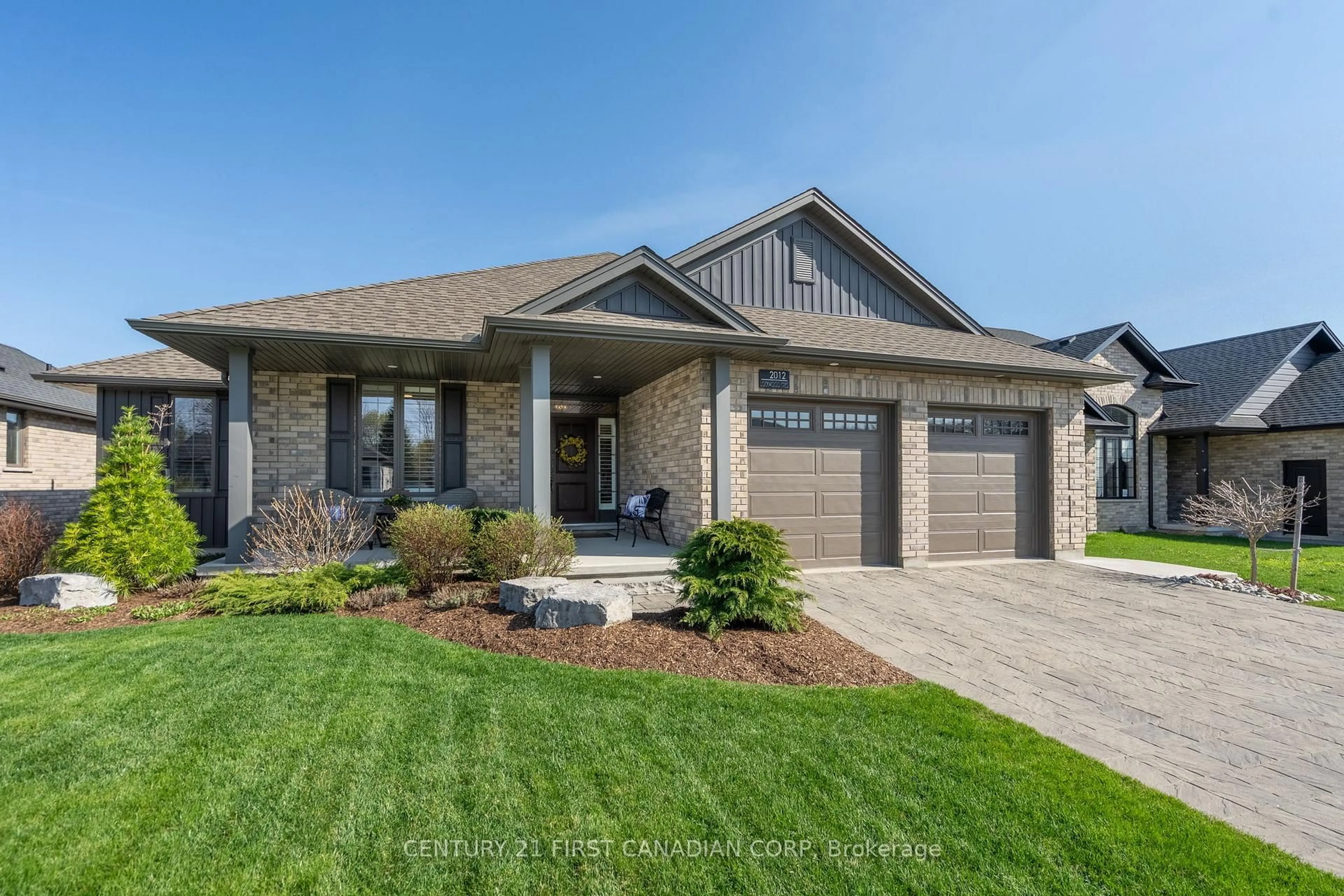 Home with brick exterior material, street for 2012 Lockwood Cres, Strathroy-Caradoc Ontario N0L 1W0