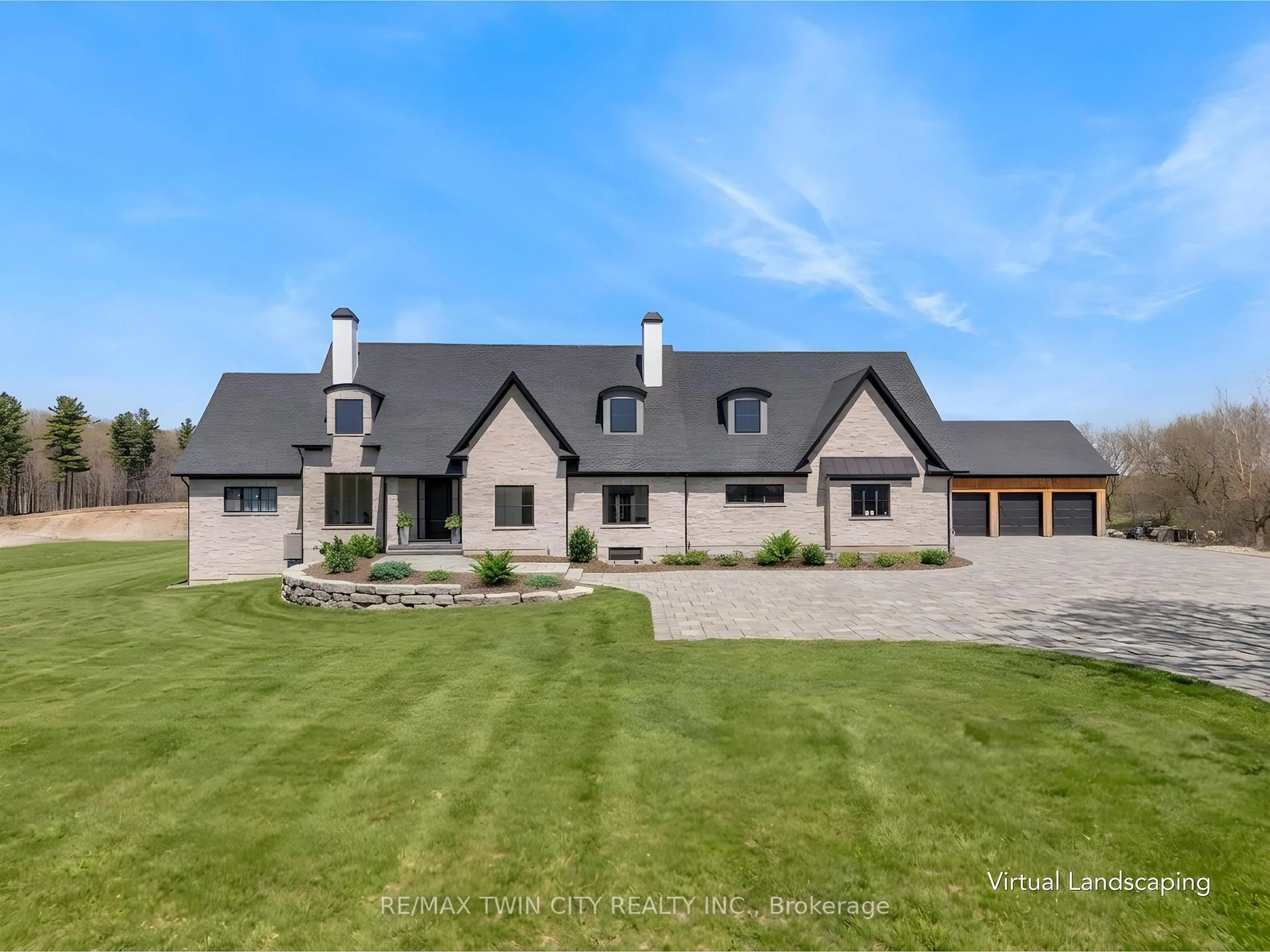 A pic from outside/outdoor area/front of a property/back of a property/a pic from drone, unknown for 742 Country Squire Rd, Waterloo Ontario N2J 4G8