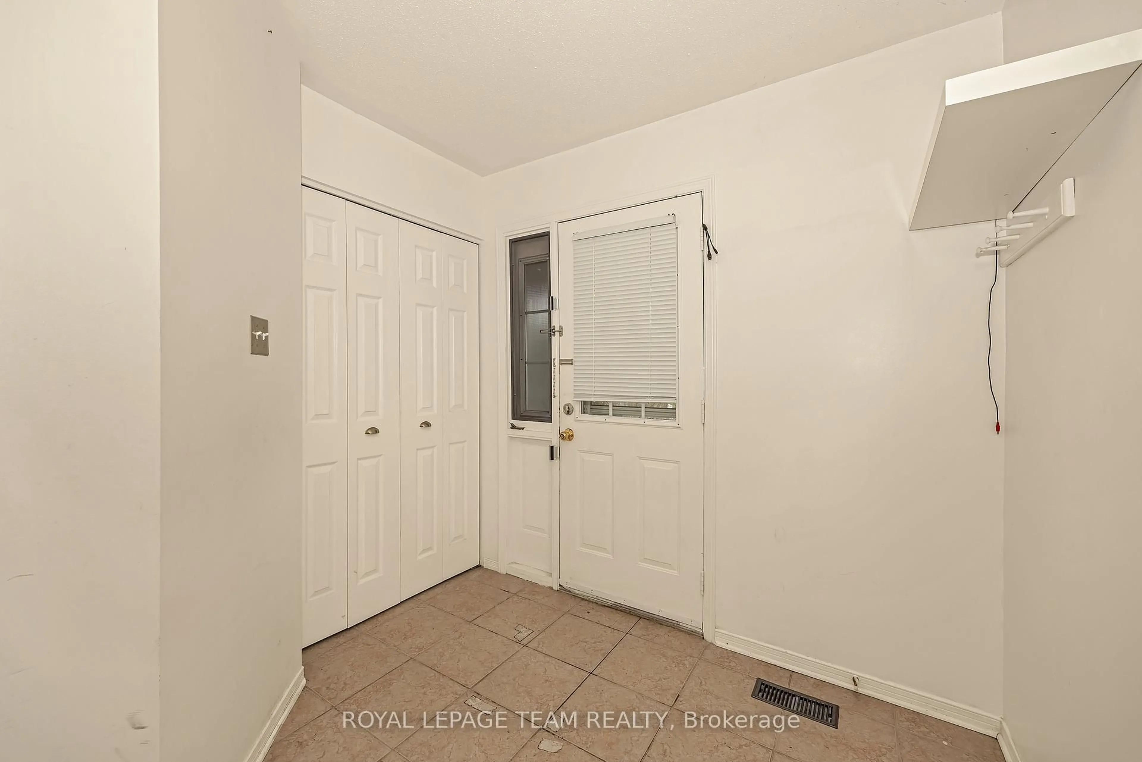 Unknown for 57 Randall James Dr, Ottawa Ontario K2S 1L9