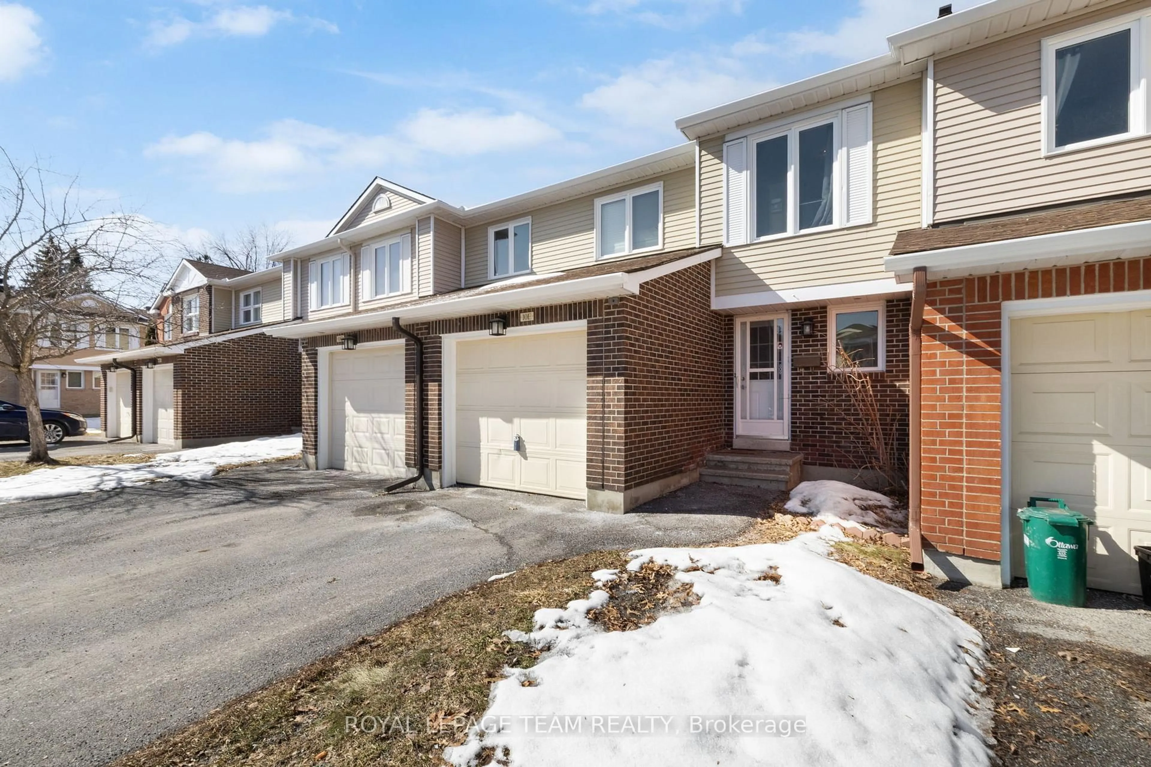 Unknown for 10 Millrise Lane #E, Ottawa Ontario K2G 5E6