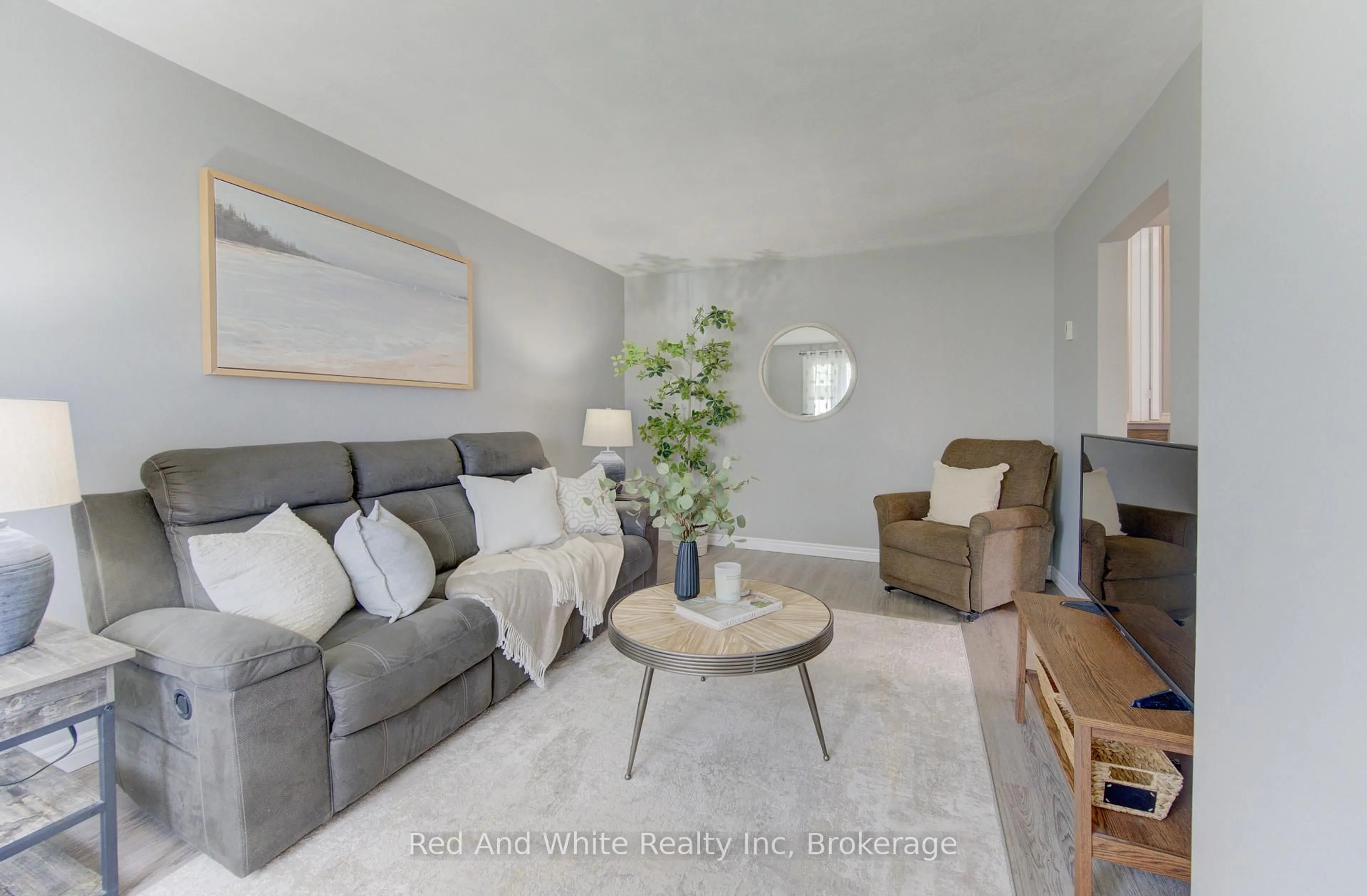 Living room with furniture, unknown for 100 Johanna Dr, Cambridge Ontario N1S 4A7
