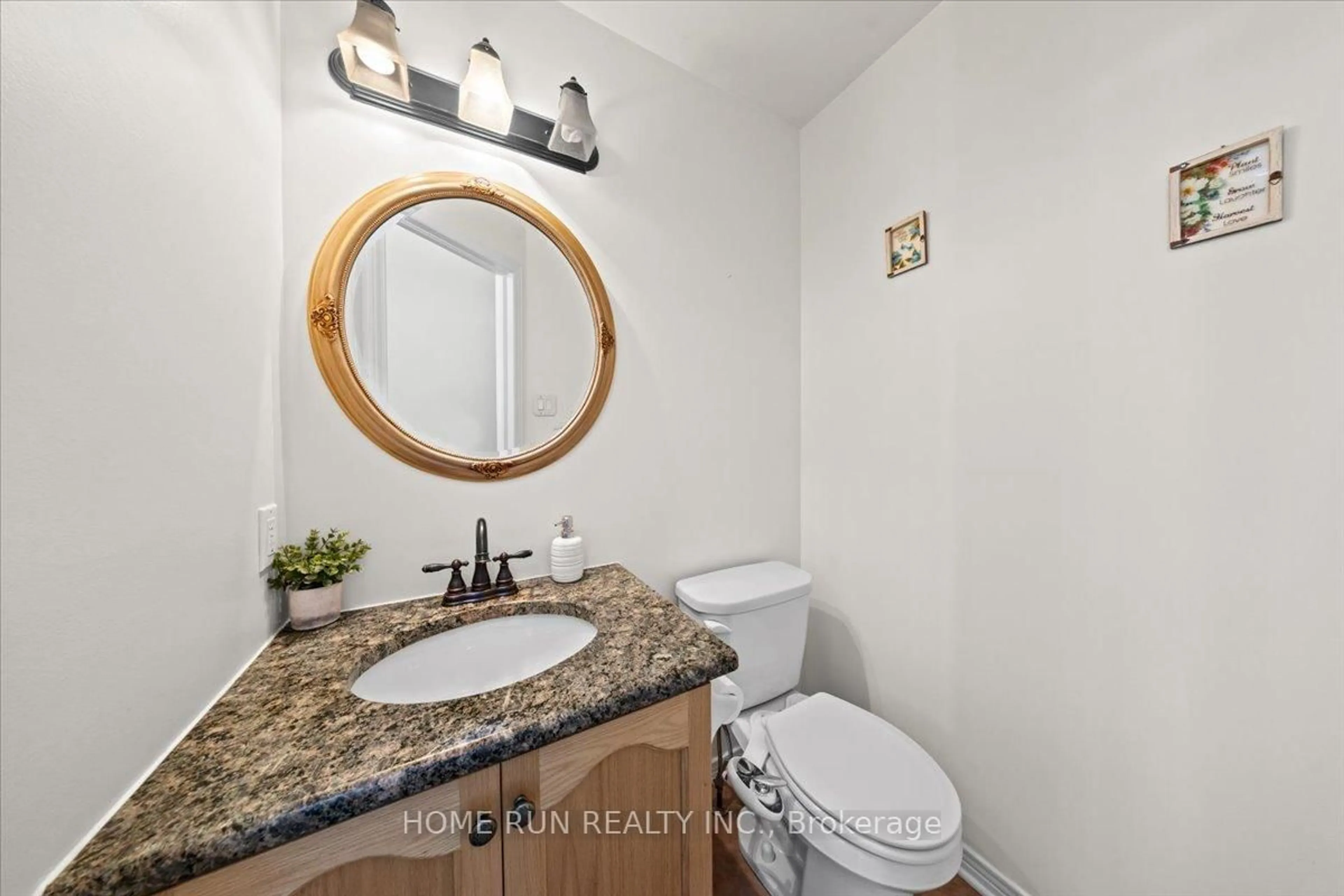 Standard bathroom, ceramic/tile floor for 113 Gray Cres, Ottawa Ontario K2K 3J7