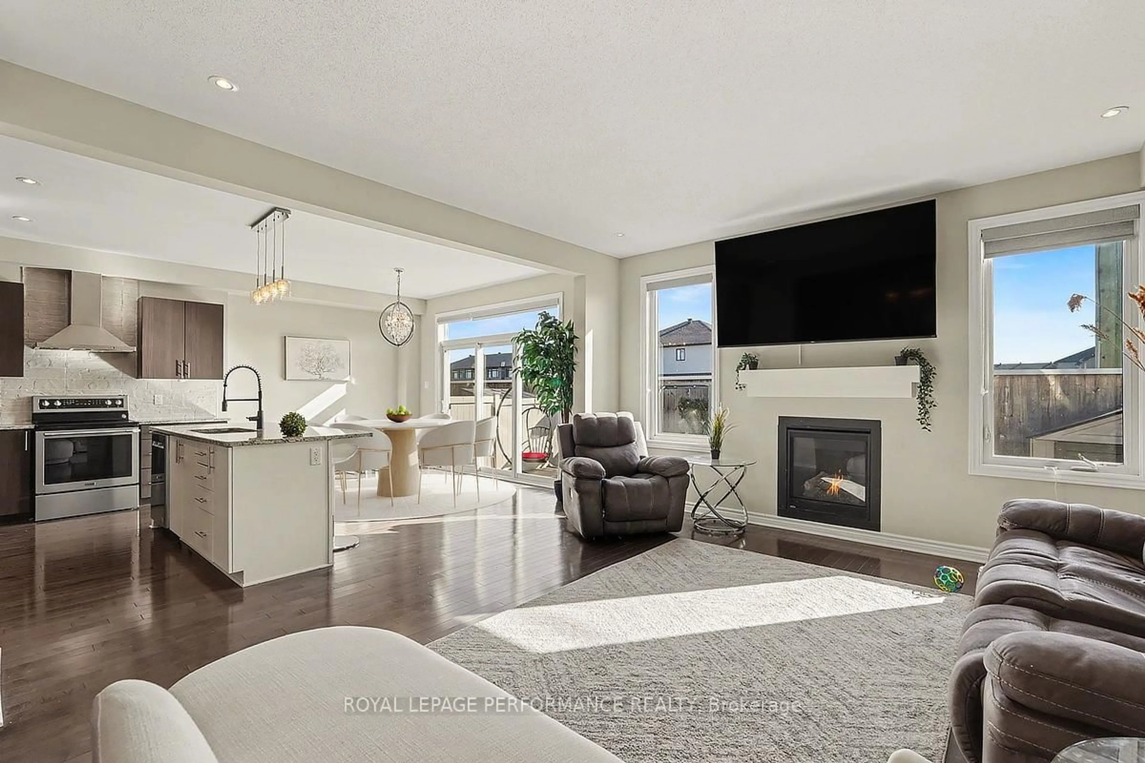 Unknown for 504 Yellow Birch St, Orleans Ontario K1W 0J3