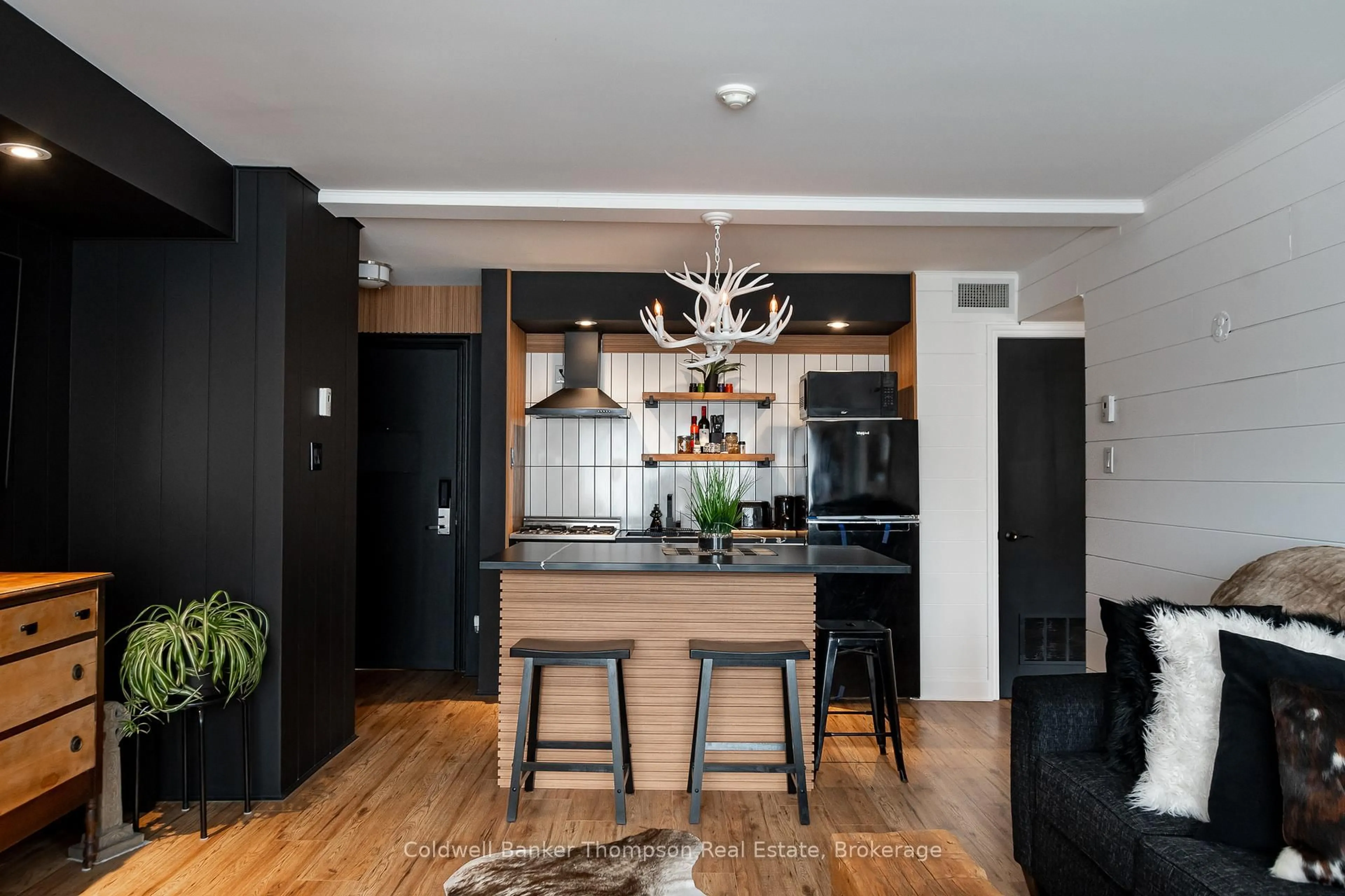 Unknown for 1235 Deerhurst Summit Dr #54-301, Huntsville Ontario P1H 1A9