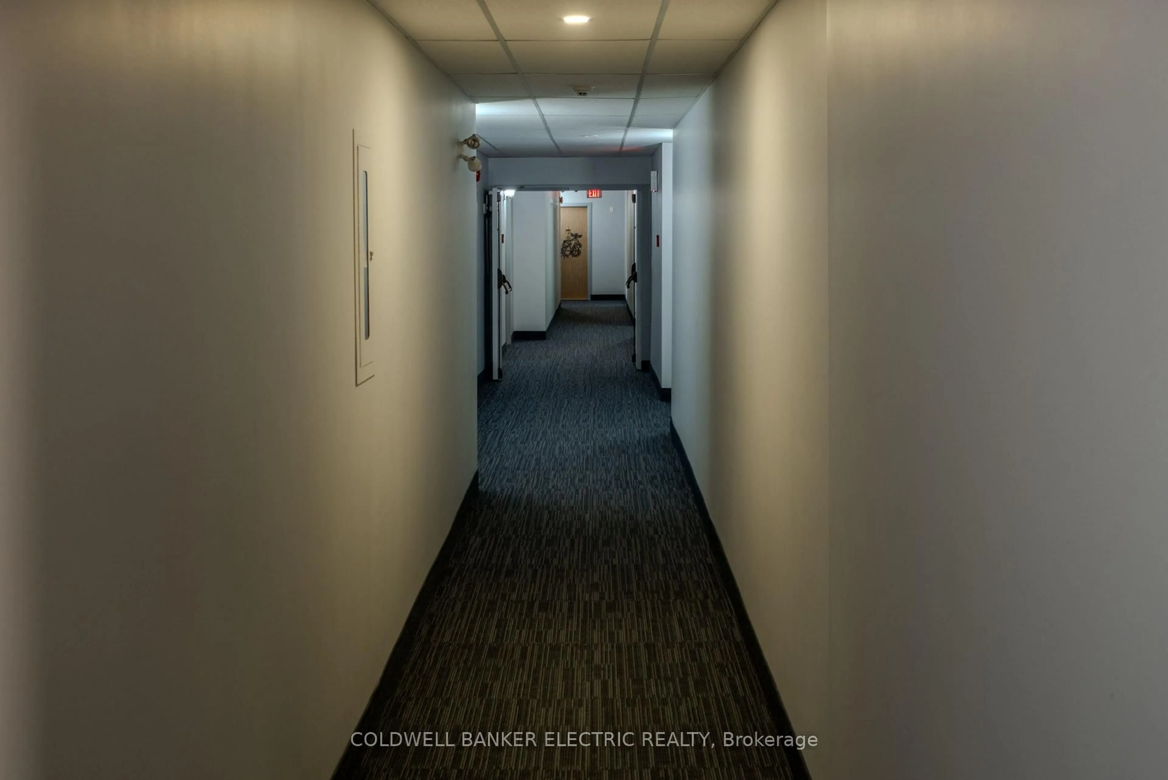 Unknown for 2185 Walker Ave #105, Peterborough Ontario K9L 1T6