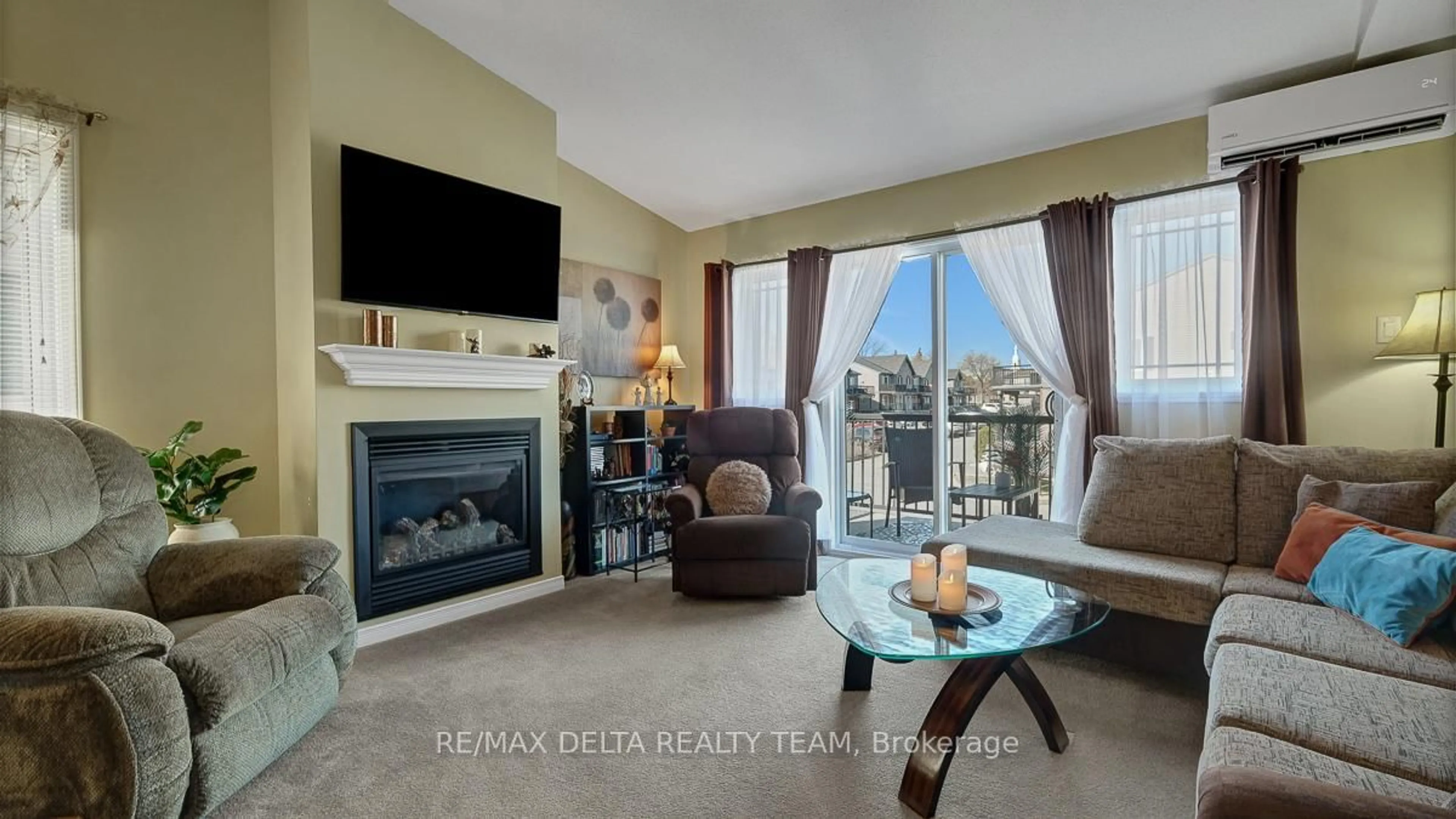 Living room with furniture, unknown for 189 Eliot St #111, Clarence-Rockland Ontario K4K 0G4