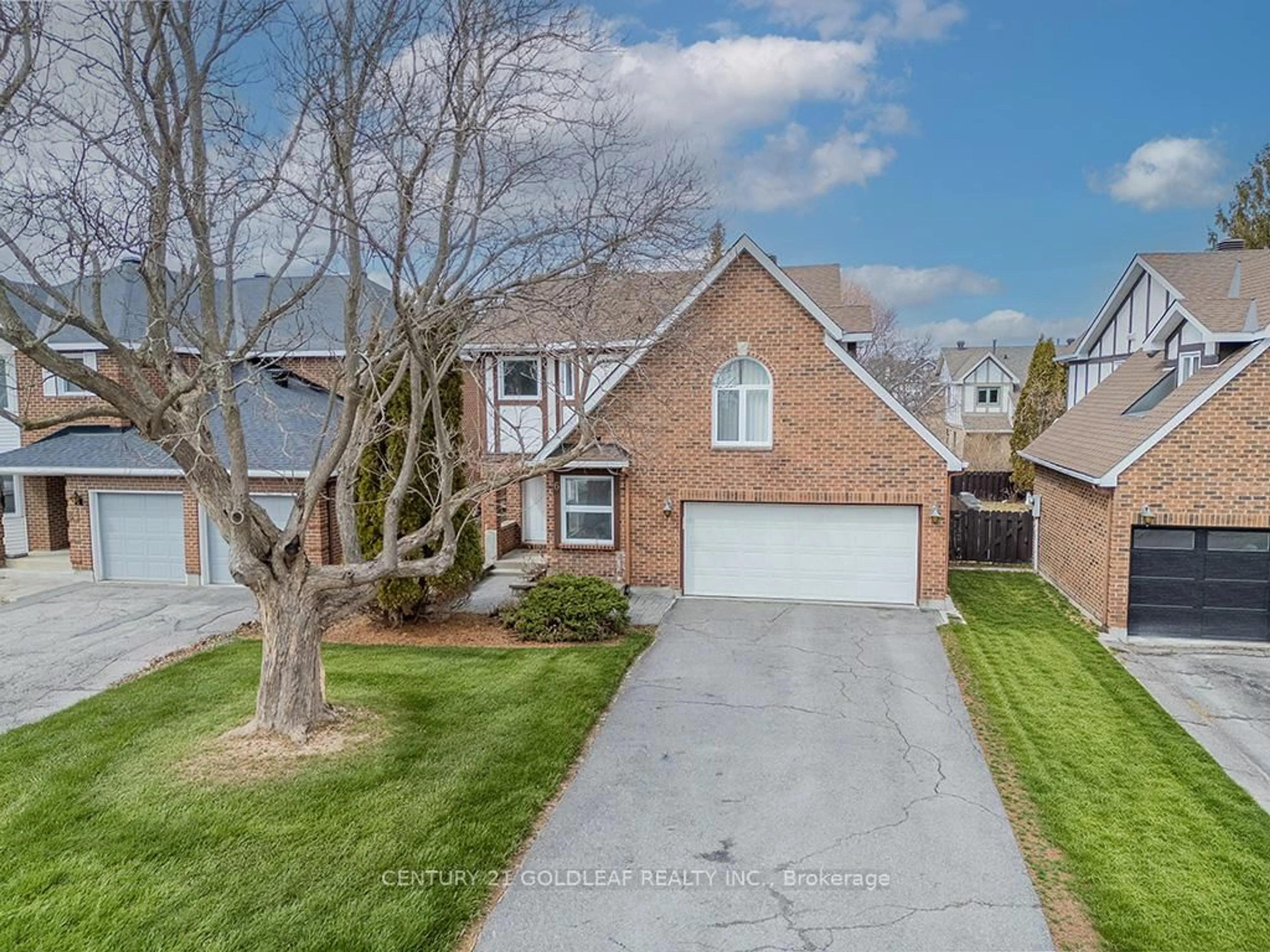 A pic from outside/outdoor area/front of a property/back of a property/a pic from drone, street for 6 Pemberton Cres, Ottawa Ontario K2G 4Y9