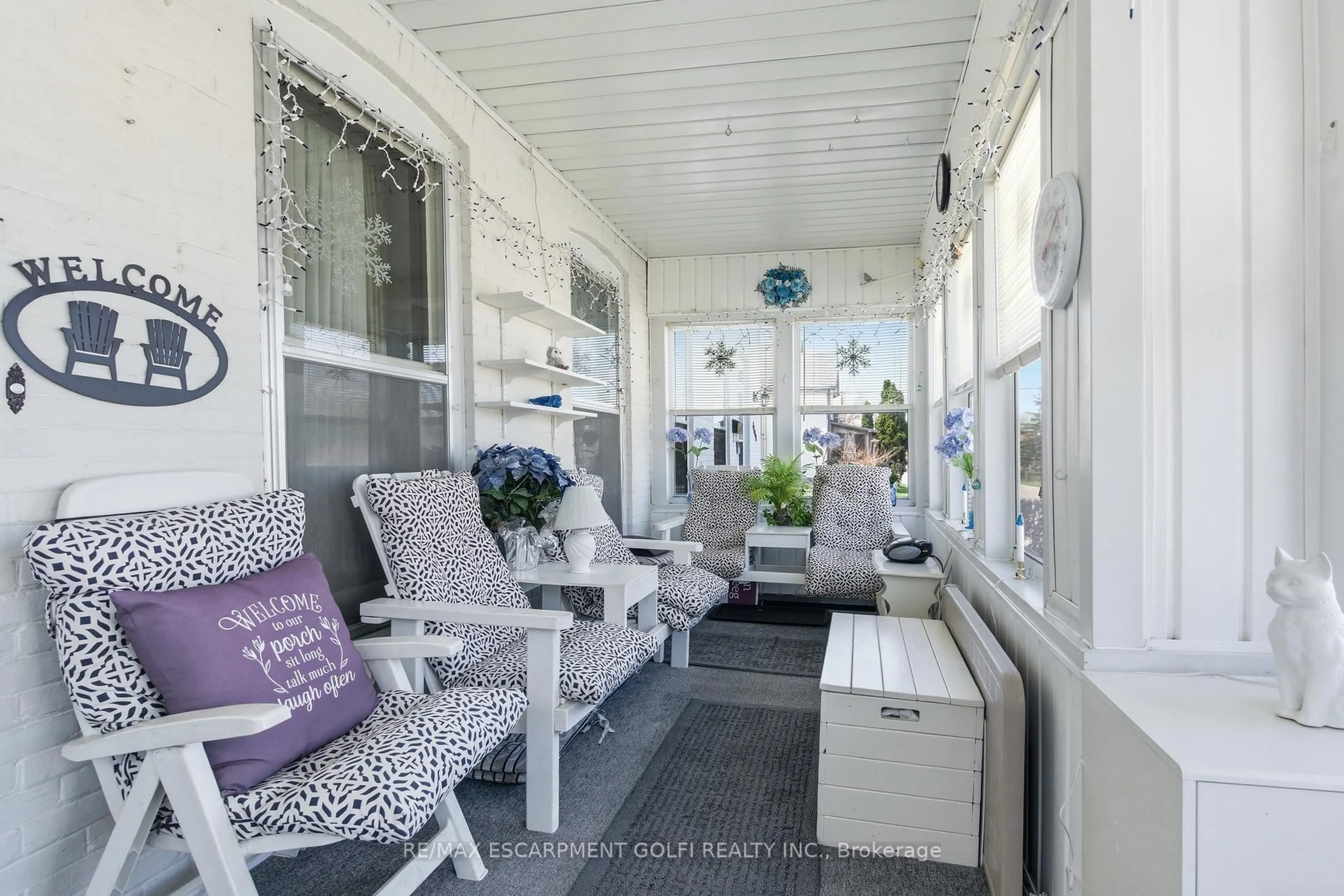 Patio, street for 4634 Morrison St, Niagara Falls Ontario L2E 2B7