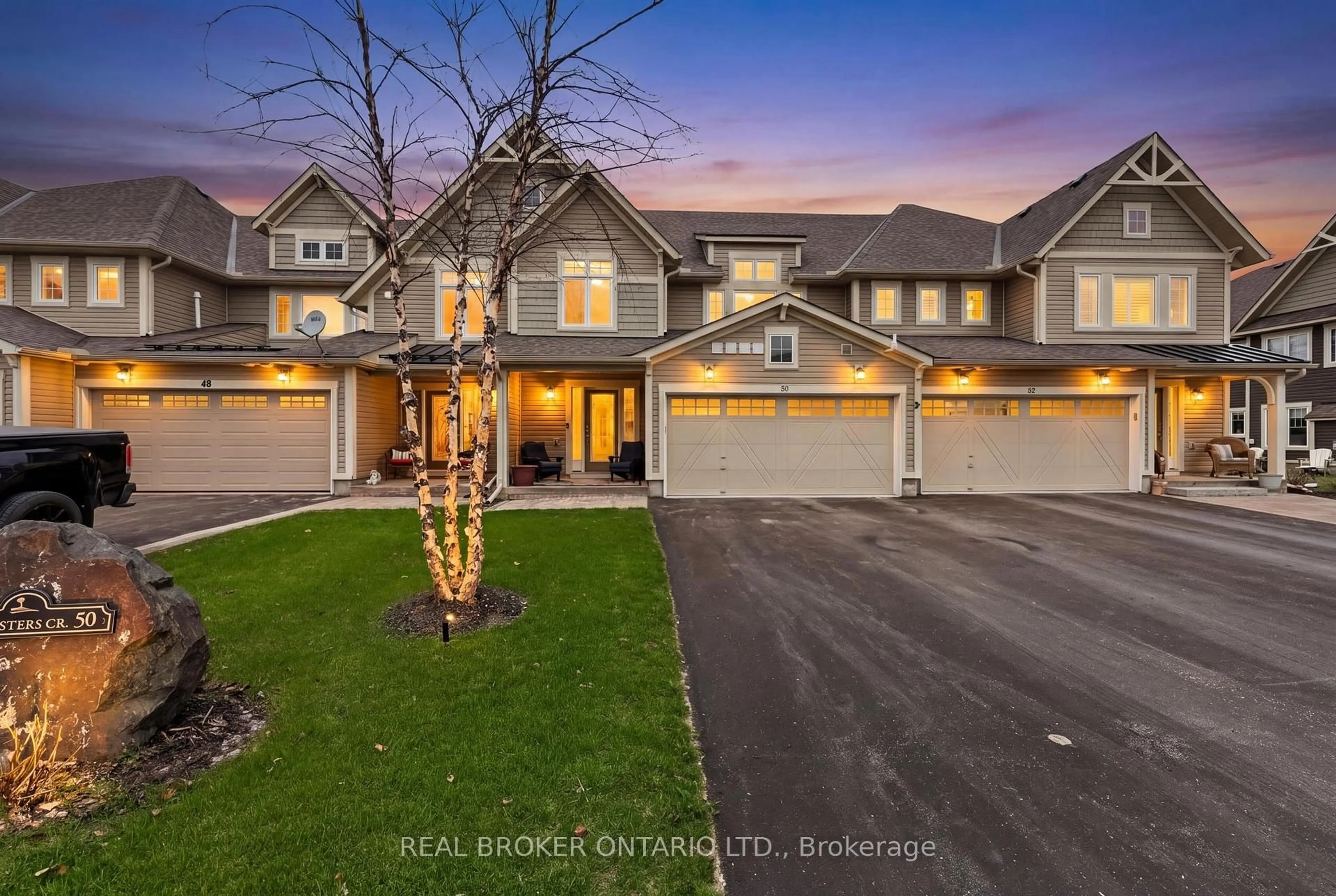 A pic from outside/outdoor area/front of a property/back of a property/a pic from drone, street for 50 Masters Cres, Georgian Bay Ontario L0K 1S0