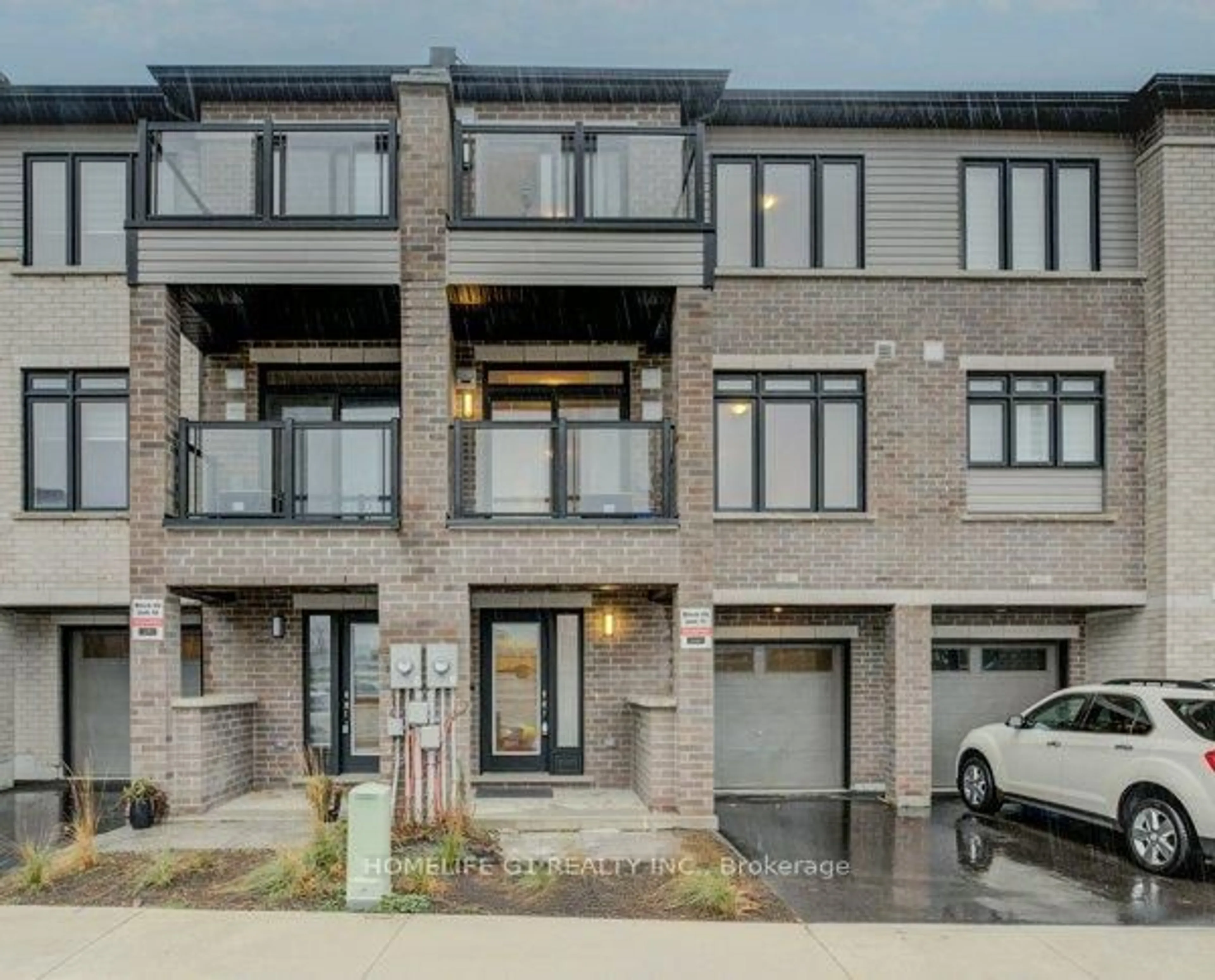 Home with brick exterior material, street for 585 Colborne St #611, Brantford Ontario N3S 0K4