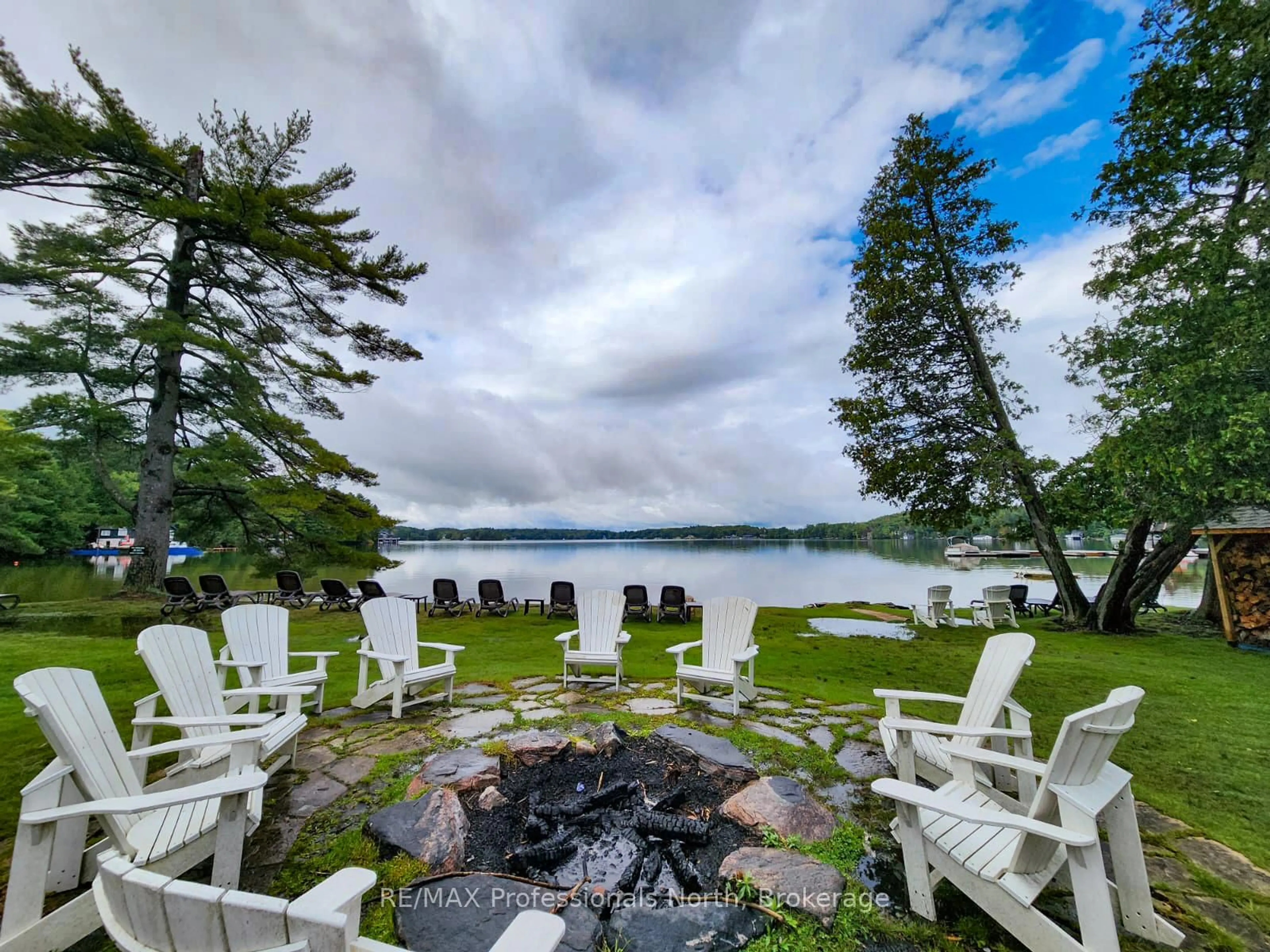 Patio, water/lake/river/ocean view for 3876 MUSKOKA 118 Rd #C6/W1, Muskoka Lakes Ontario P0B 1J0
