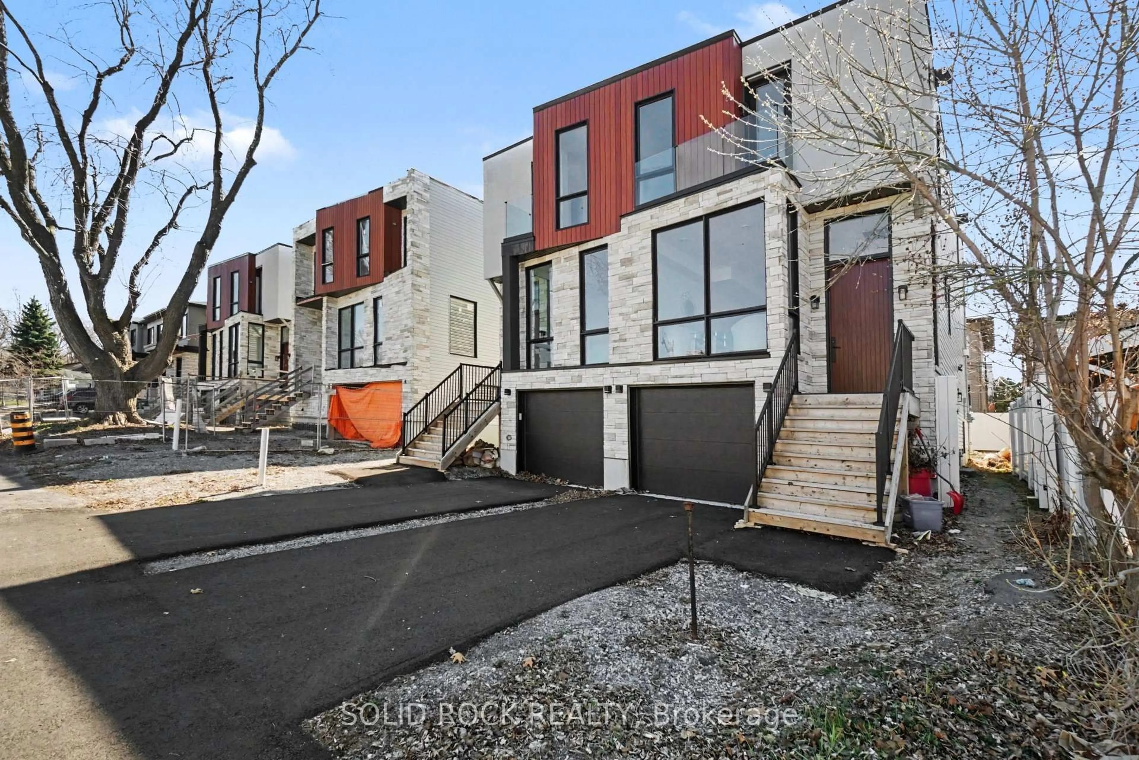 Unknown for 826 Alpine Ave, Ottawa Ontario K2B 5R6