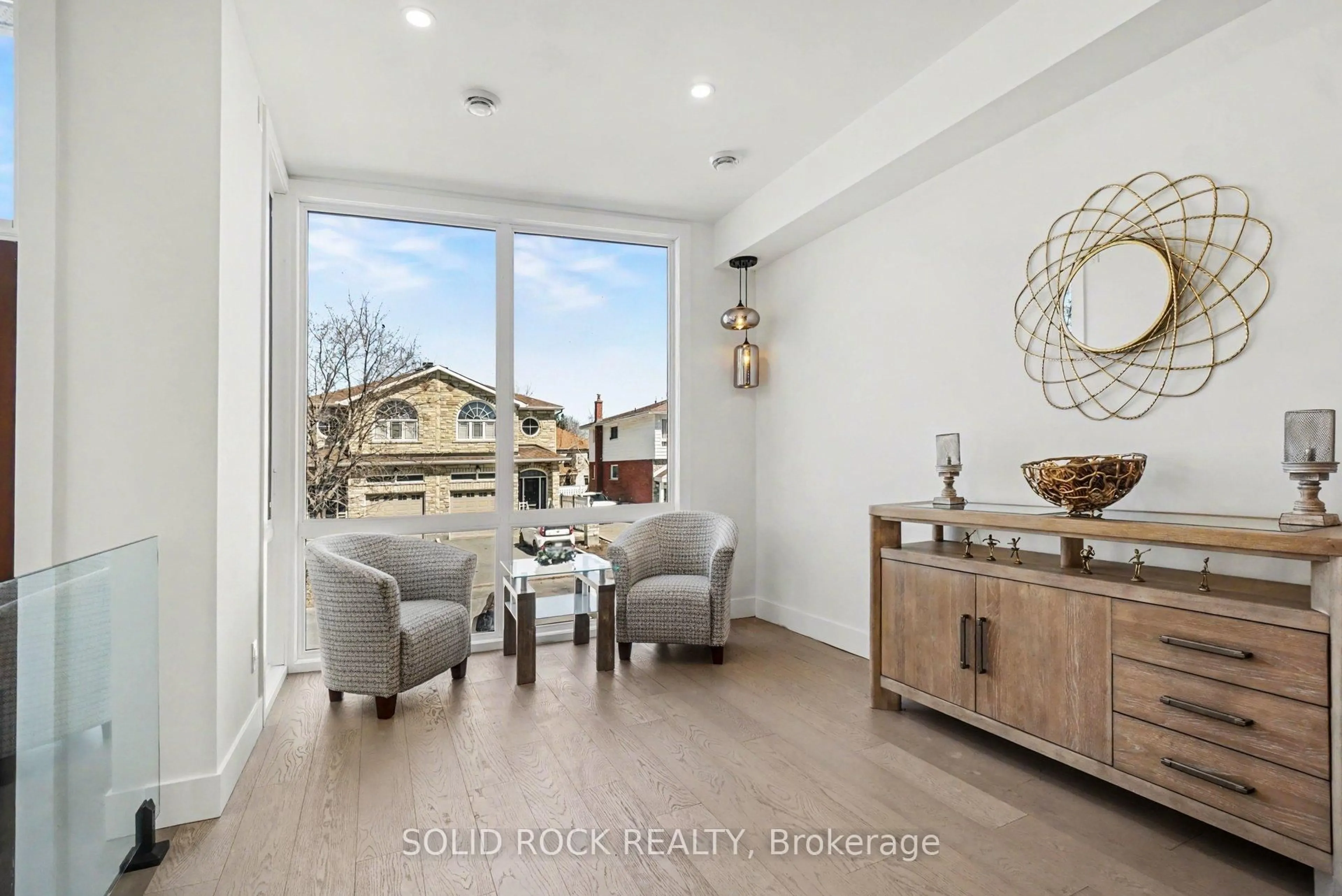Living room with furniture, unknown for 826 Alpine Ave, Ottawa Ontario K2B 5R6
