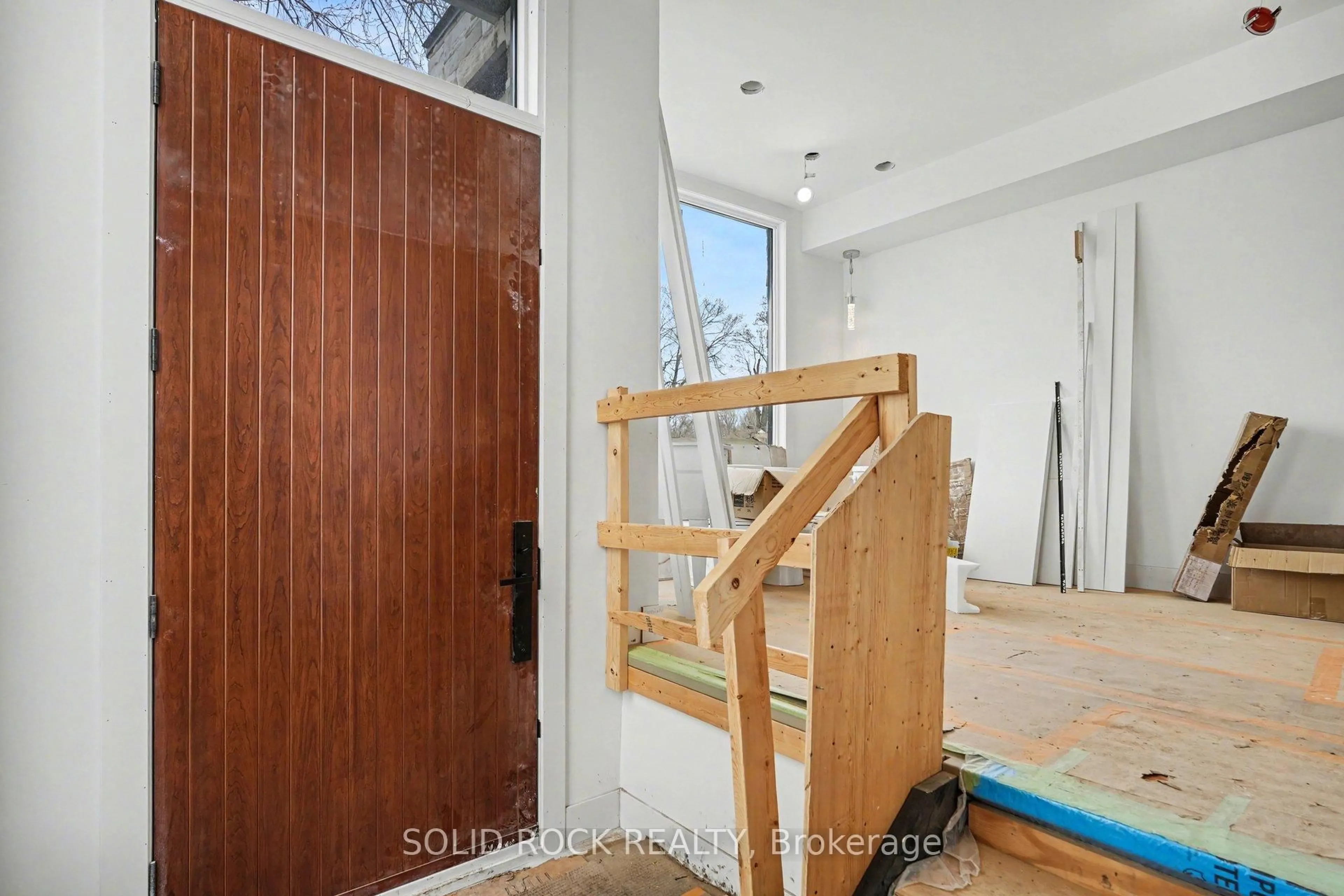 Unknown for 838 Alpine Ave, Ottawa Ontario K2B 5R6