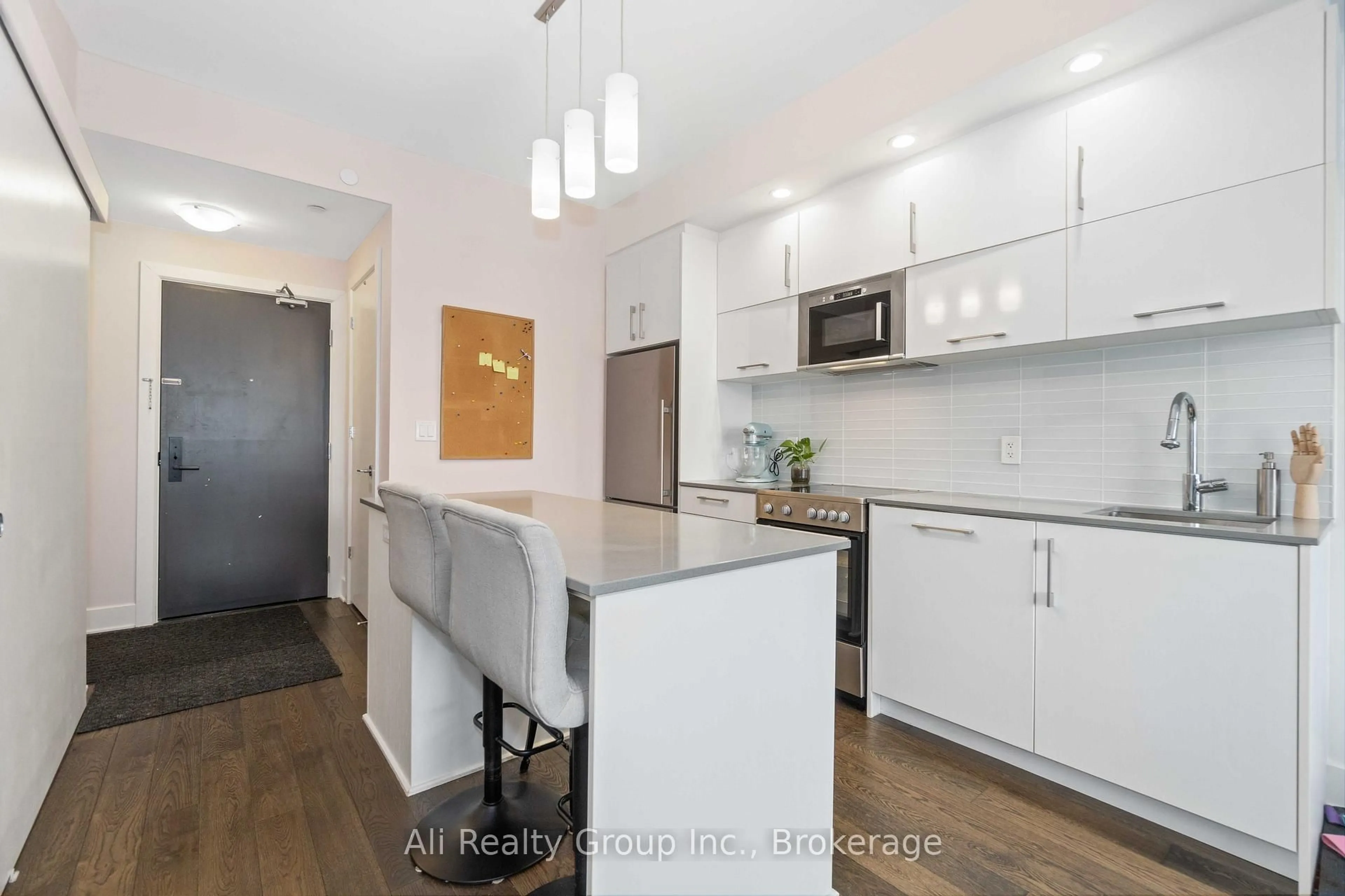 Open concept kitchen, unknown for 255 Bay St #410, Ottawa Ontario K1R 0C5