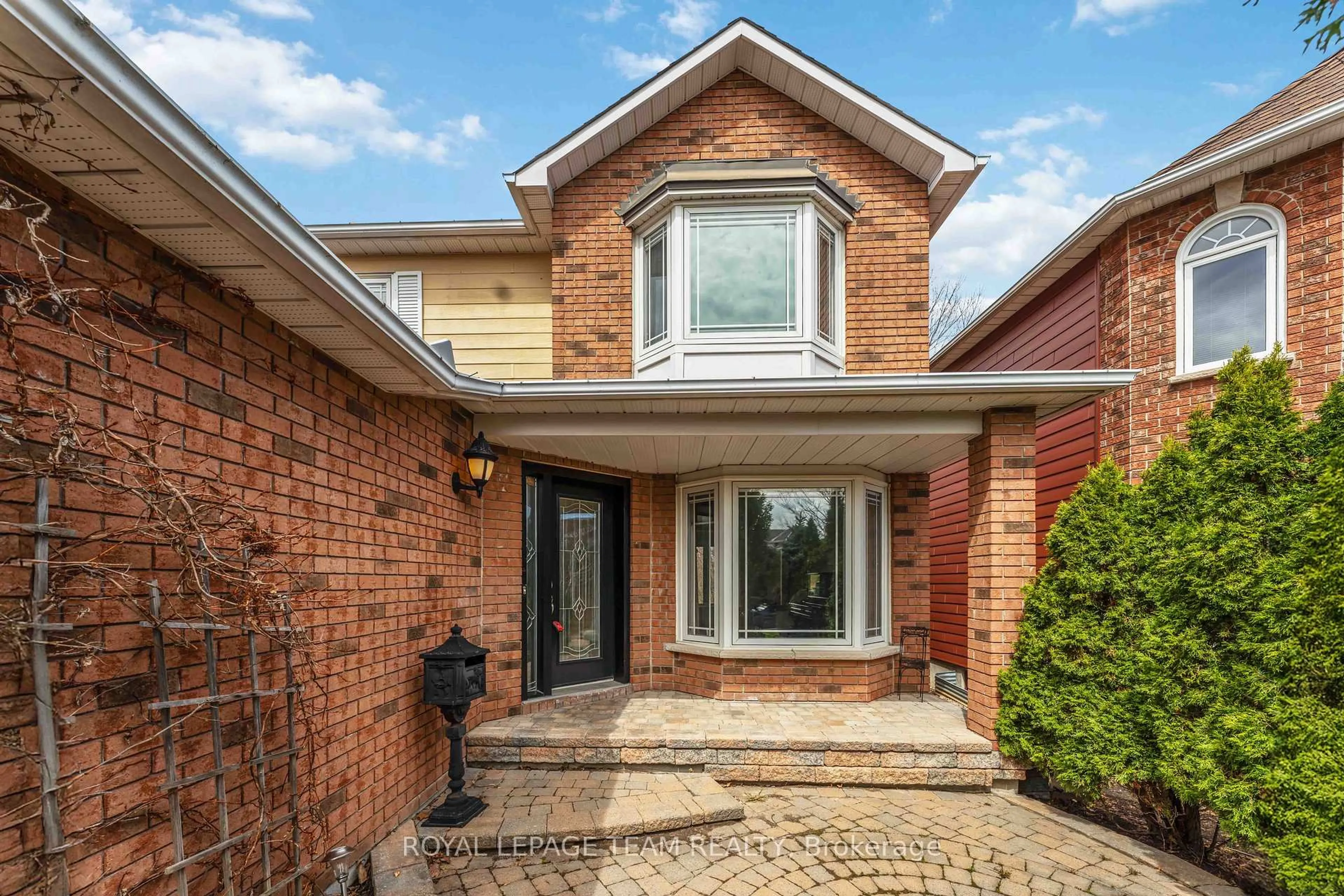 Home with brick exterior material, street for 86 Sai Cres, Ottawa Ontario K1G 5N9