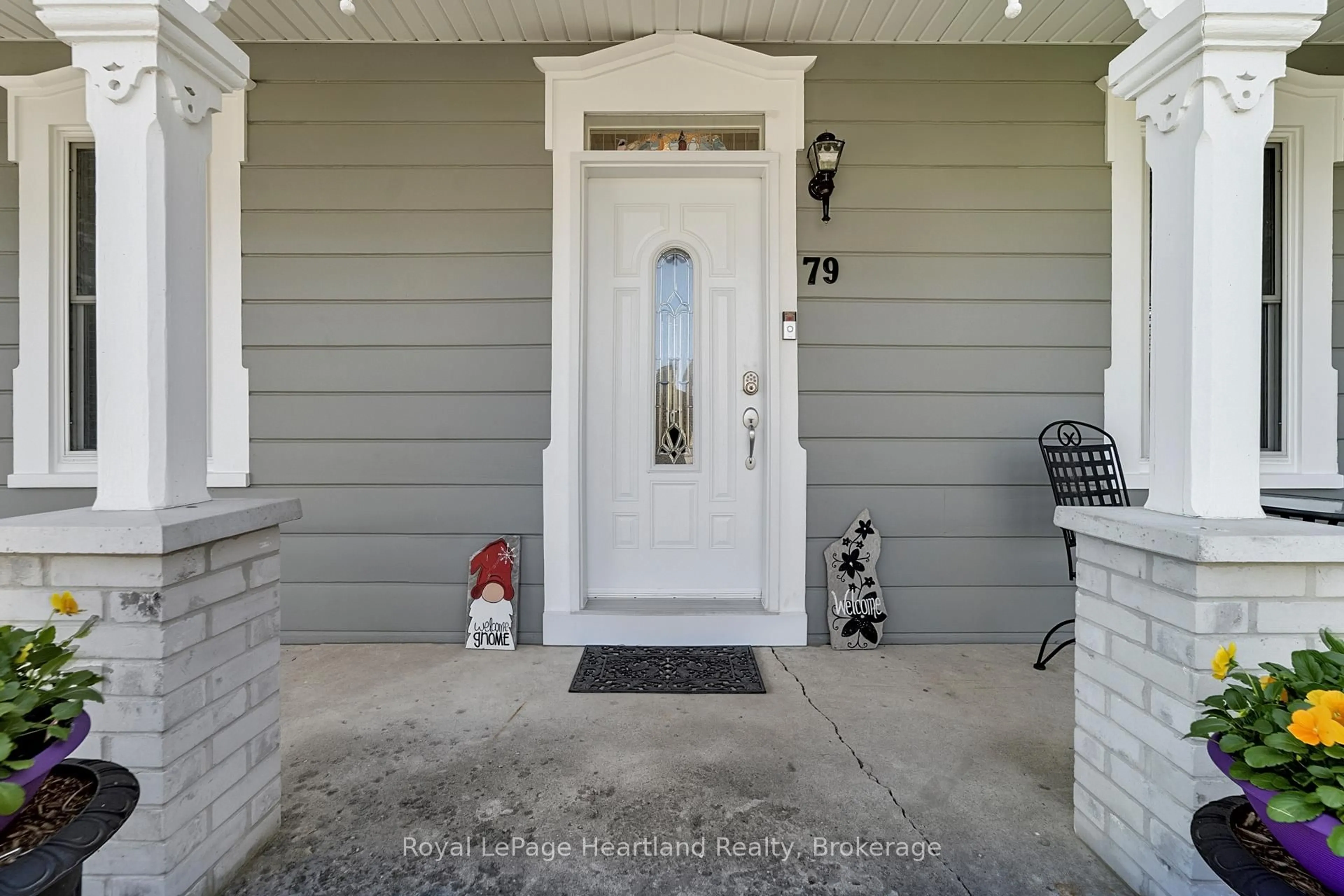 Indoor entryway for 79 Albert St, Ashfield-Colborne-Wawanosh Ontario N0M 1R0