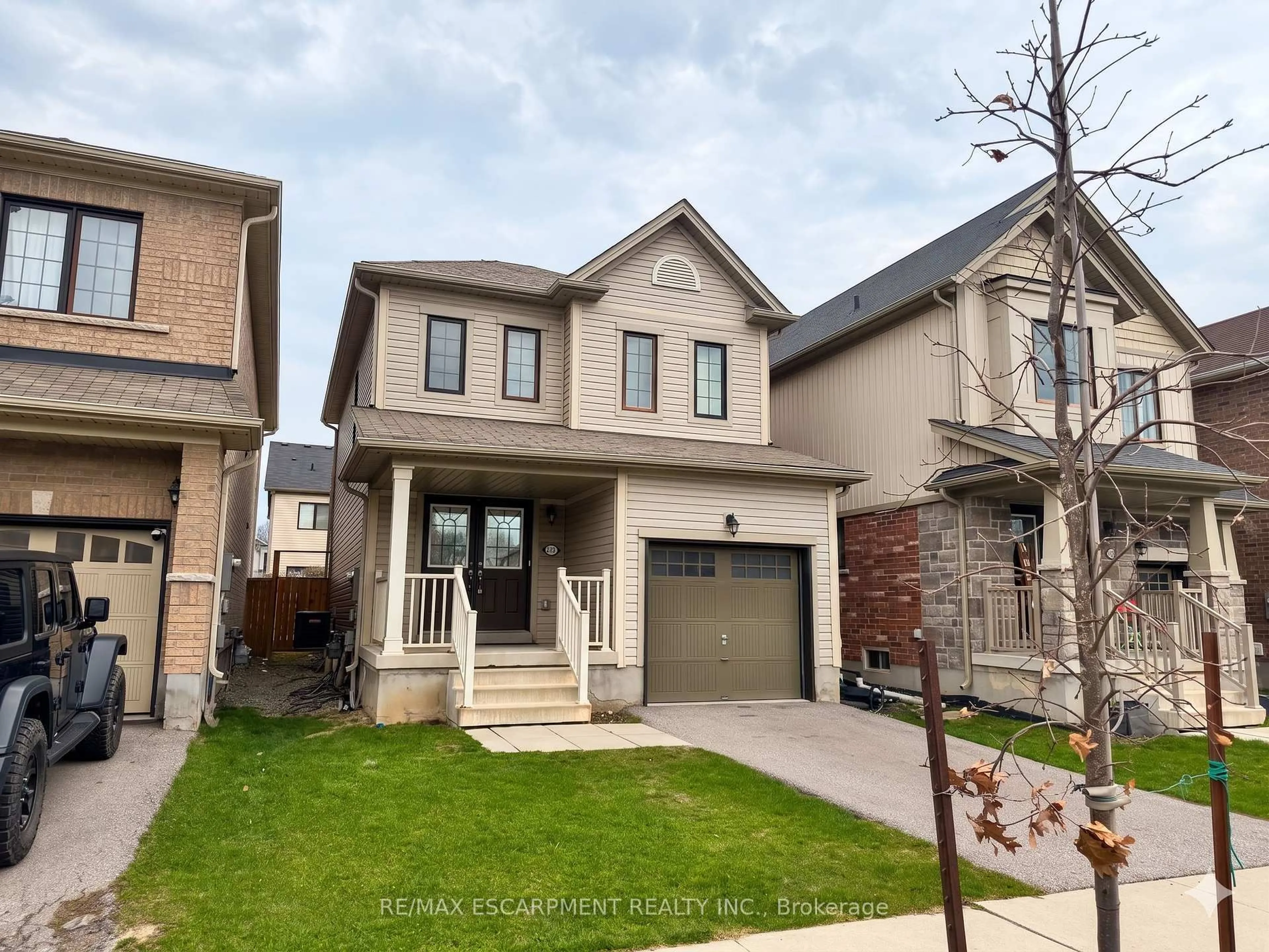 Home with brick exterior material, street for 7774 Buckeye Cres, Niagara Falls Ontario L2H 0P2