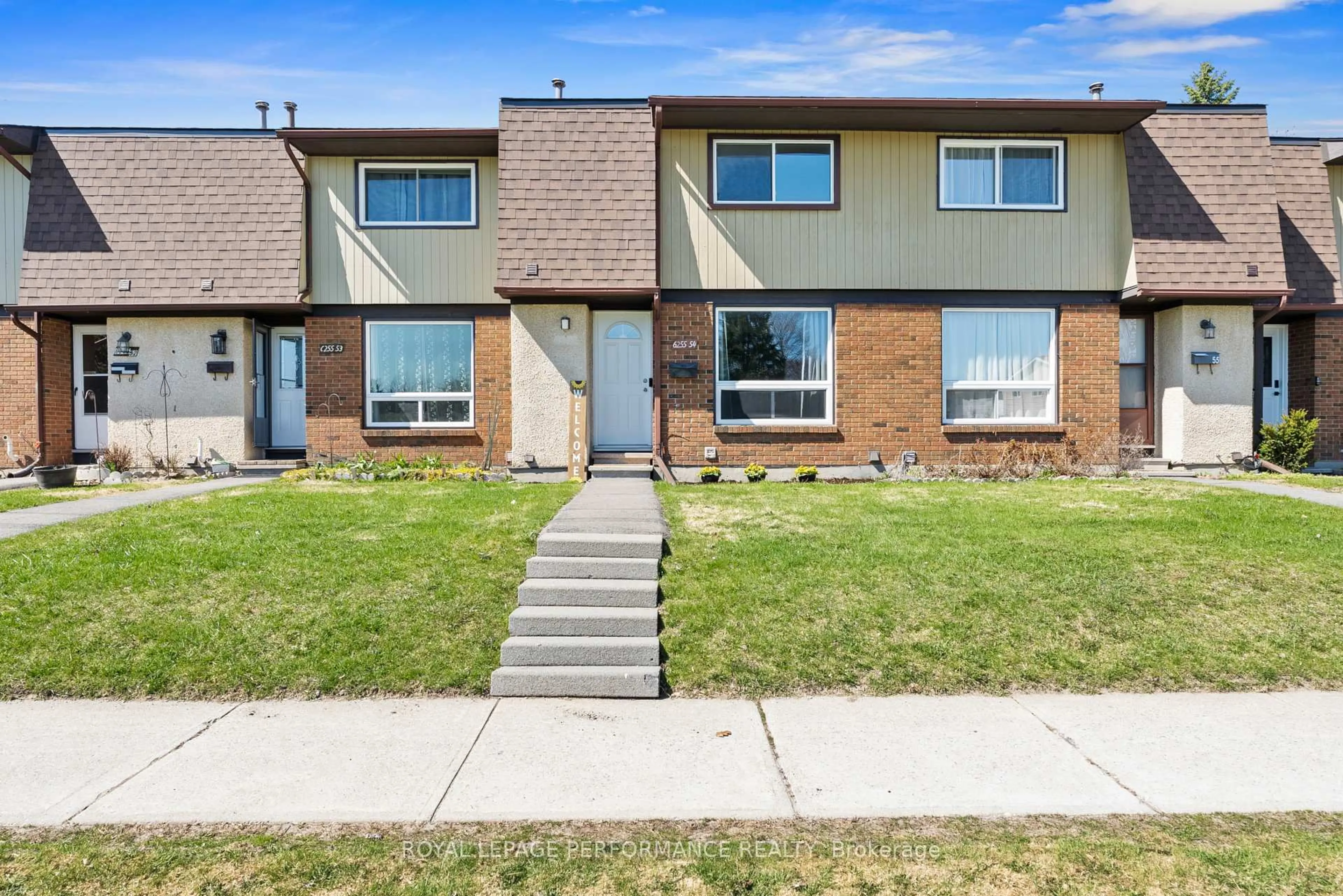Home with vinyl exterior material, street for 6255 Sundown Cres #54, Ottawa Ontario K1C 2M1