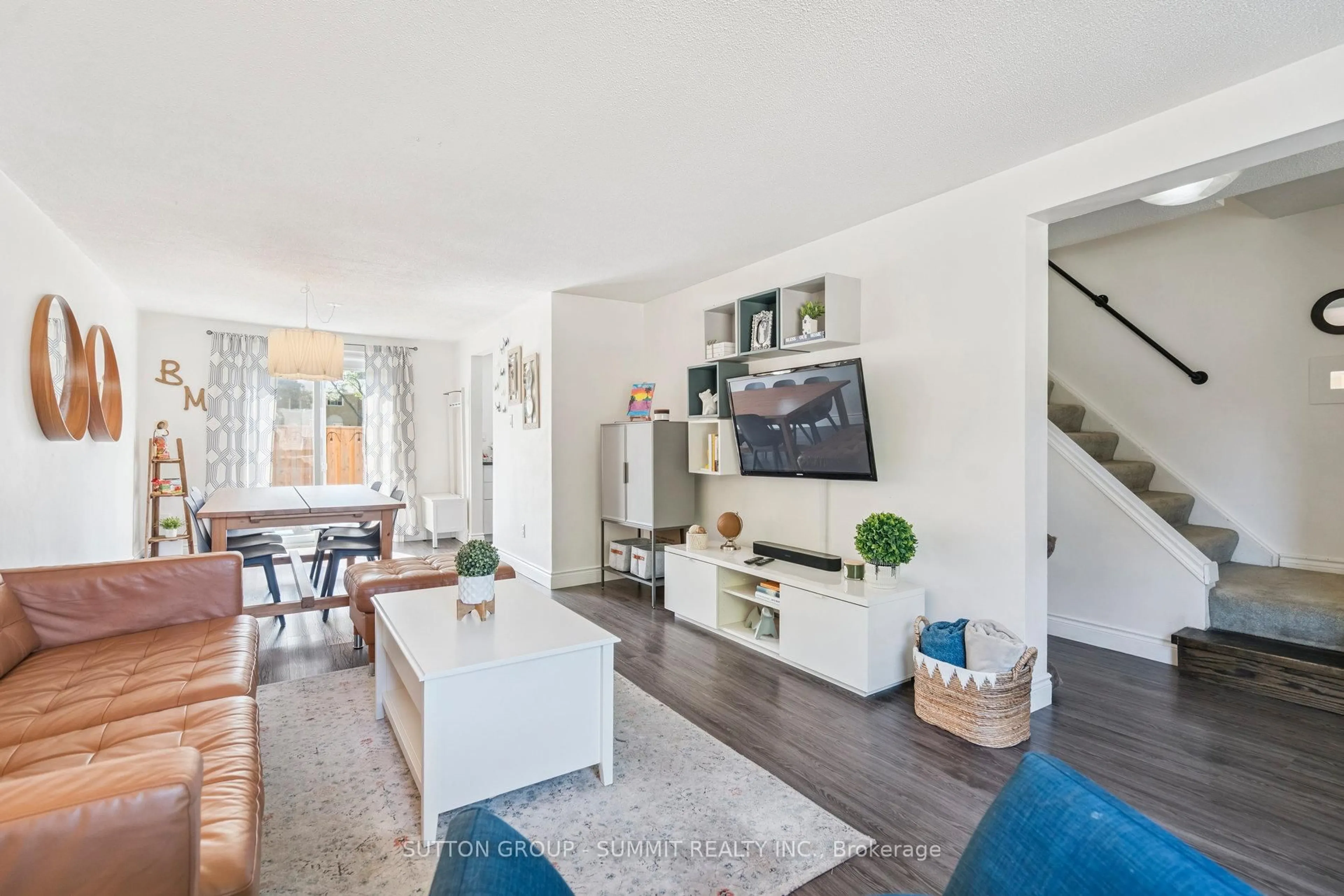 Living room with furniture, unknown for 151 Gateshead Cres #35, Hamilton Ontario L8G 3W1