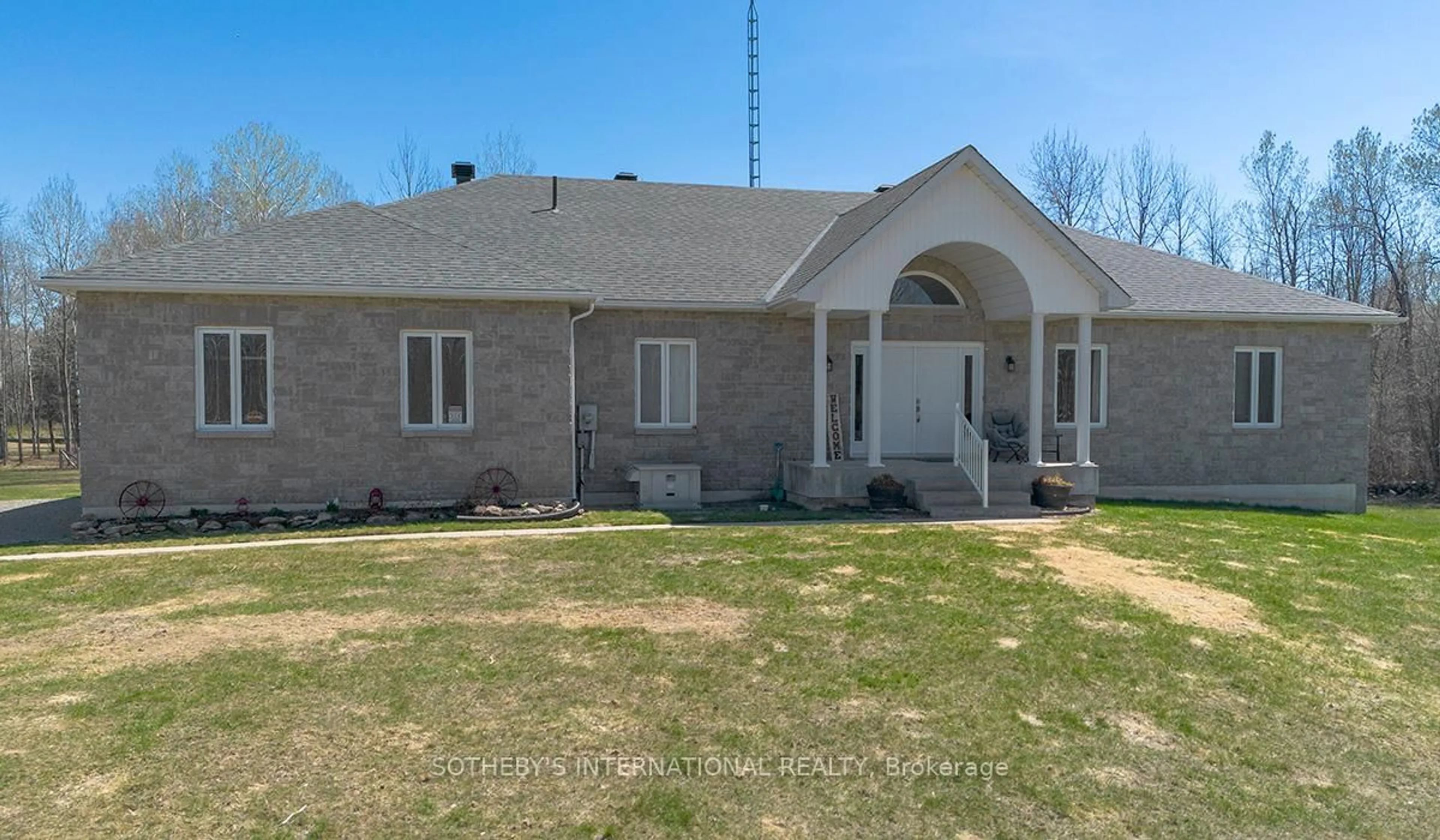 Home with brick exterior material, building for 520 Wolford Centre Rd, Merrickville-Wolford Ontario K0G 1N0