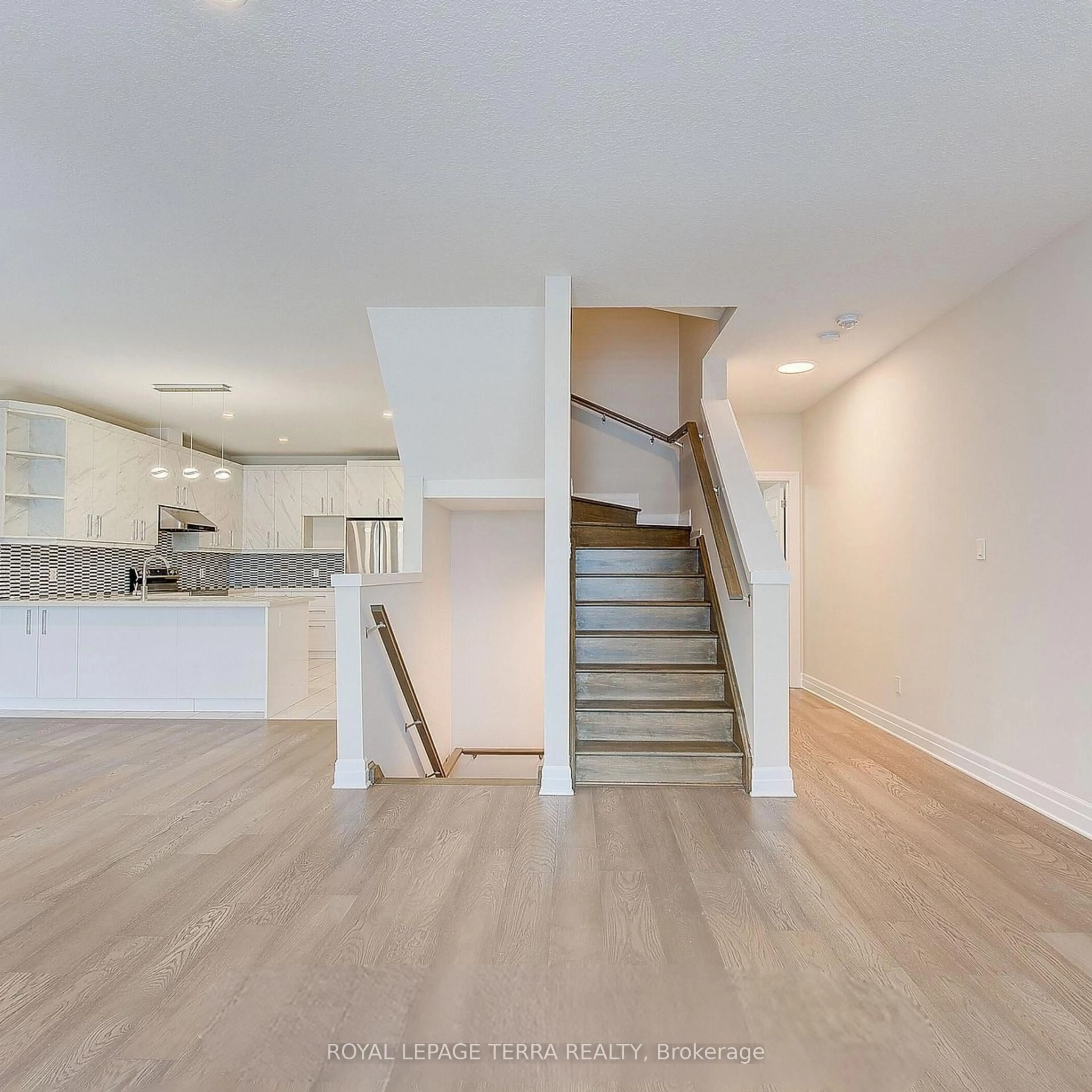 Unknown for 2610 Kettering Pl #25, London South Ontario N6M 0J4