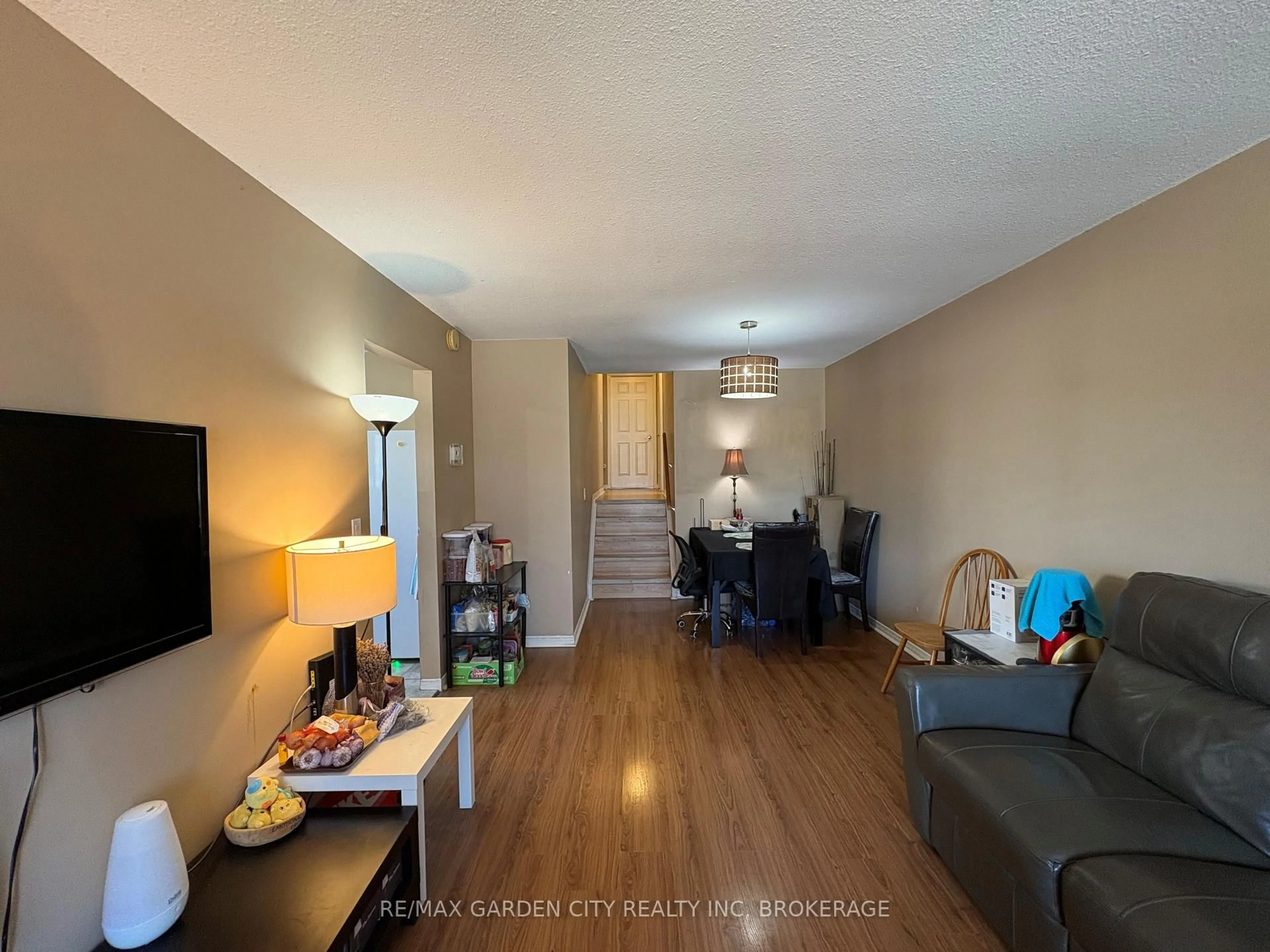 A pic of a room for 23 POPLAR Cres, Welland Ontario L3C 6W5