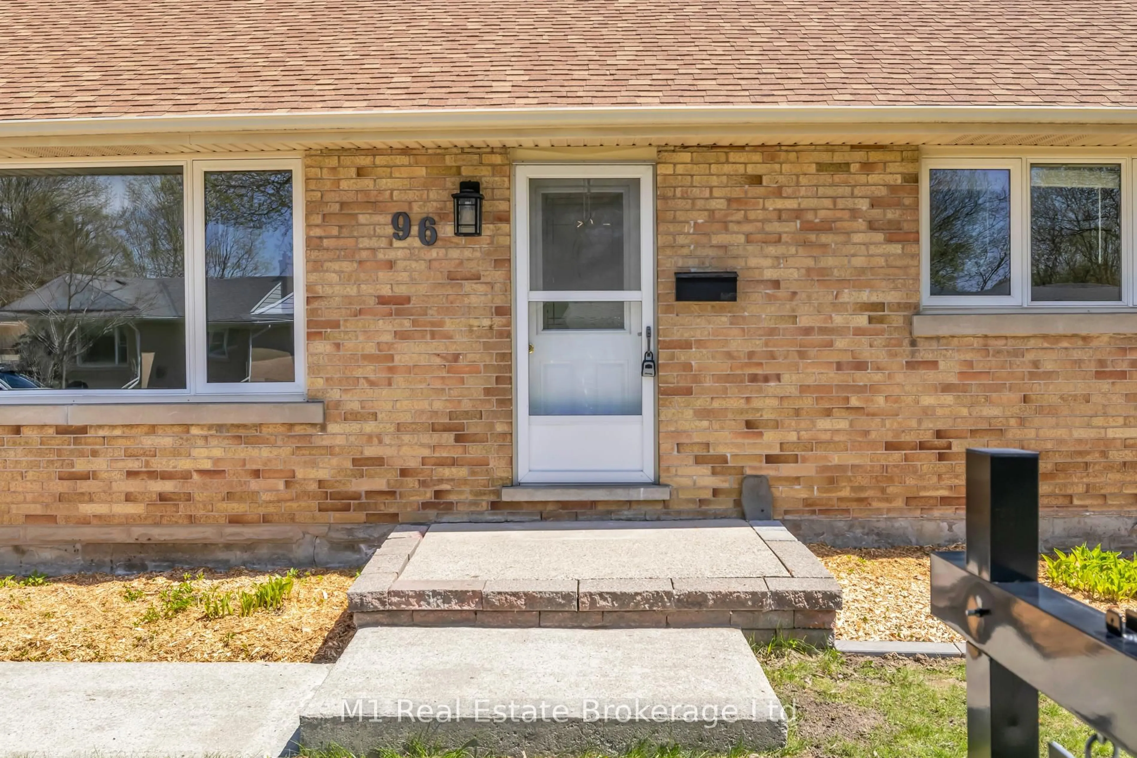 Home with brick exterior material, street for 96 Siebert Ave, Kitchener Ontario N2C 2A8