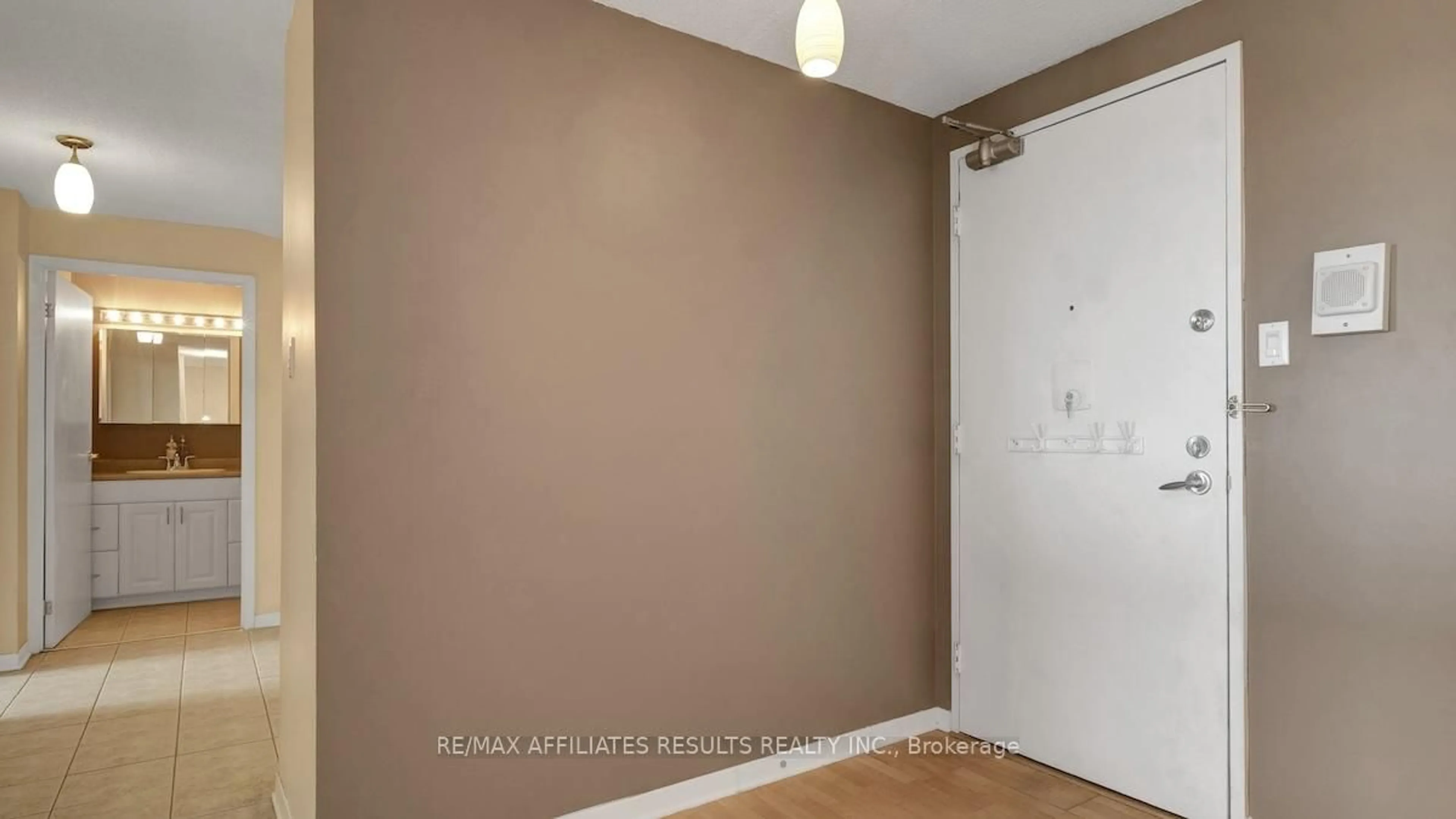 A pic of a room for 415 Greenview Ave #2110, Ottawa Ontario K2B 8G5