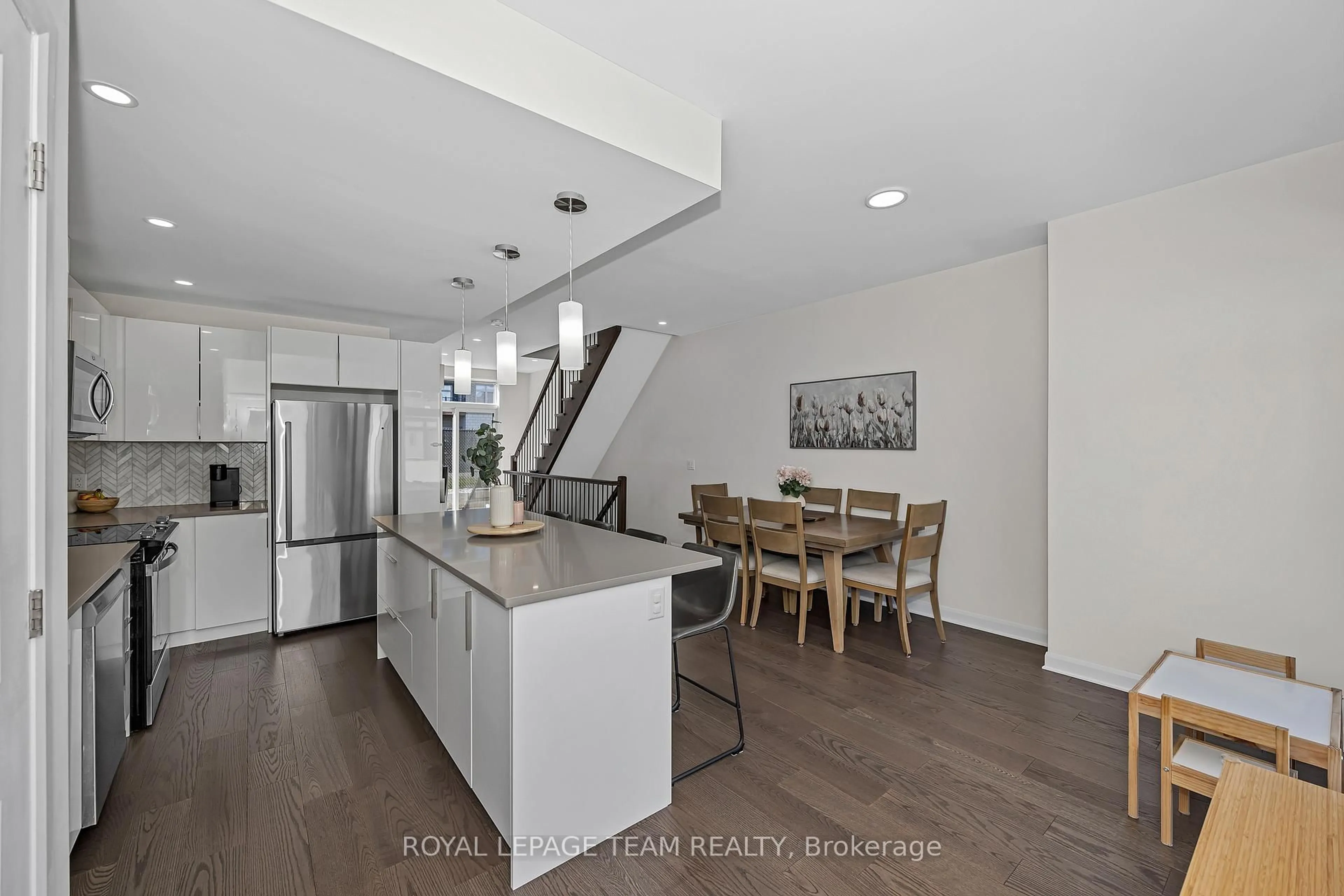 Open concept kitchen, unknown for 338 Foliage Private, Ottawa Ontario K2H 0C5
