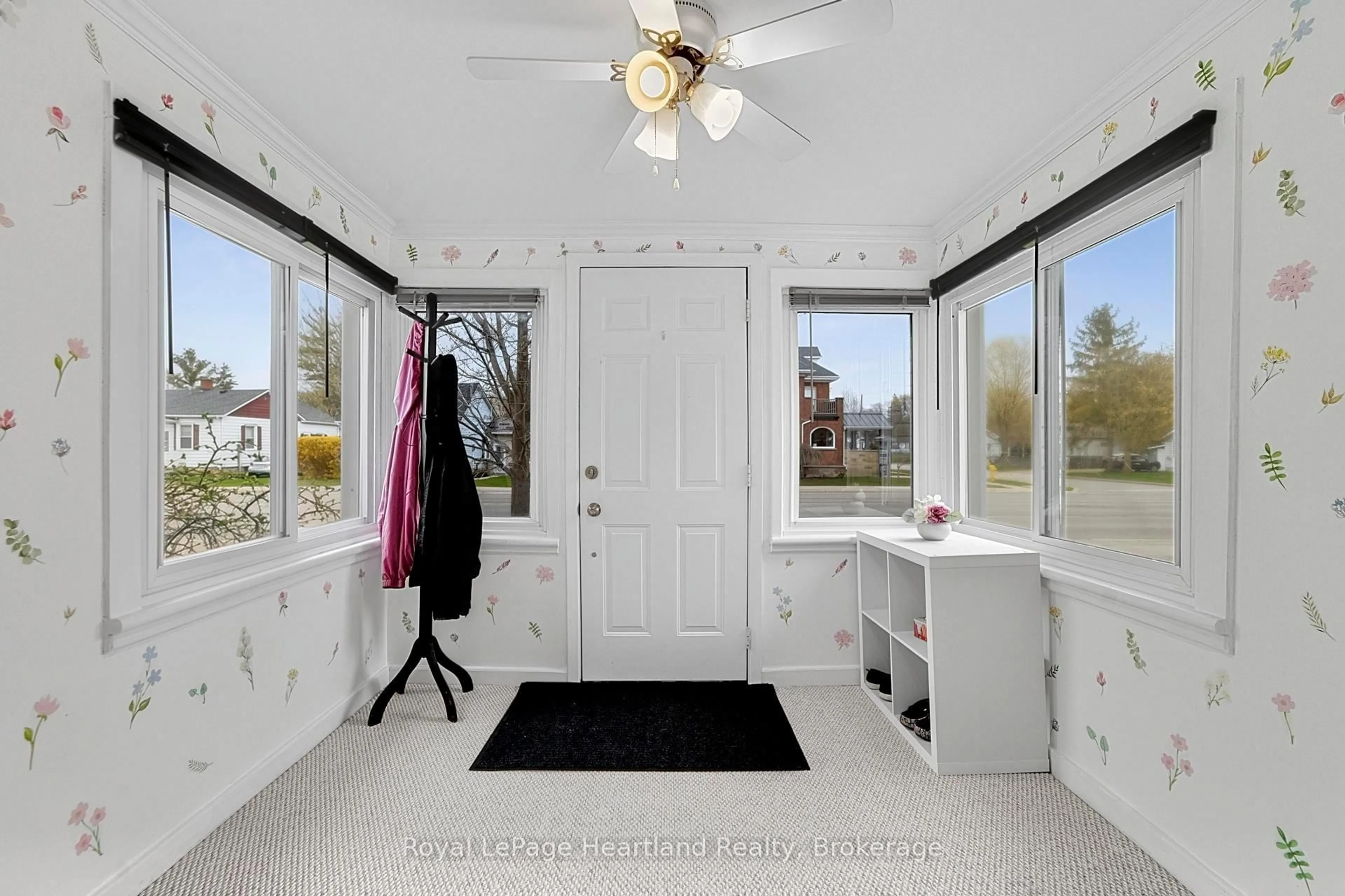 Laundry room for 164 BAYFIELD Rd, Goderich Ontario N7A 3G3