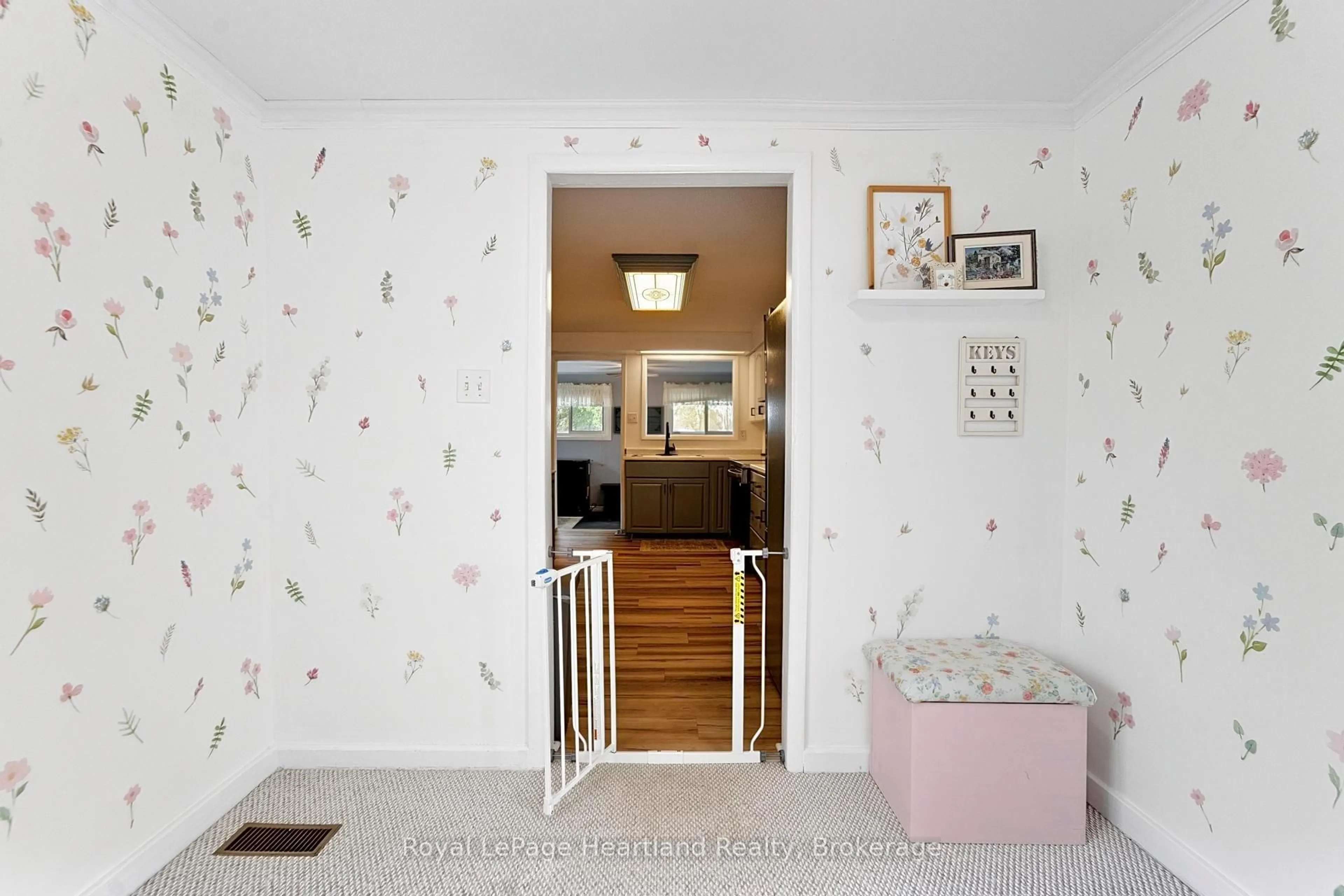 Indoor entryway for 164 BAYFIELD Rd, Goderich Ontario N7A 3G3