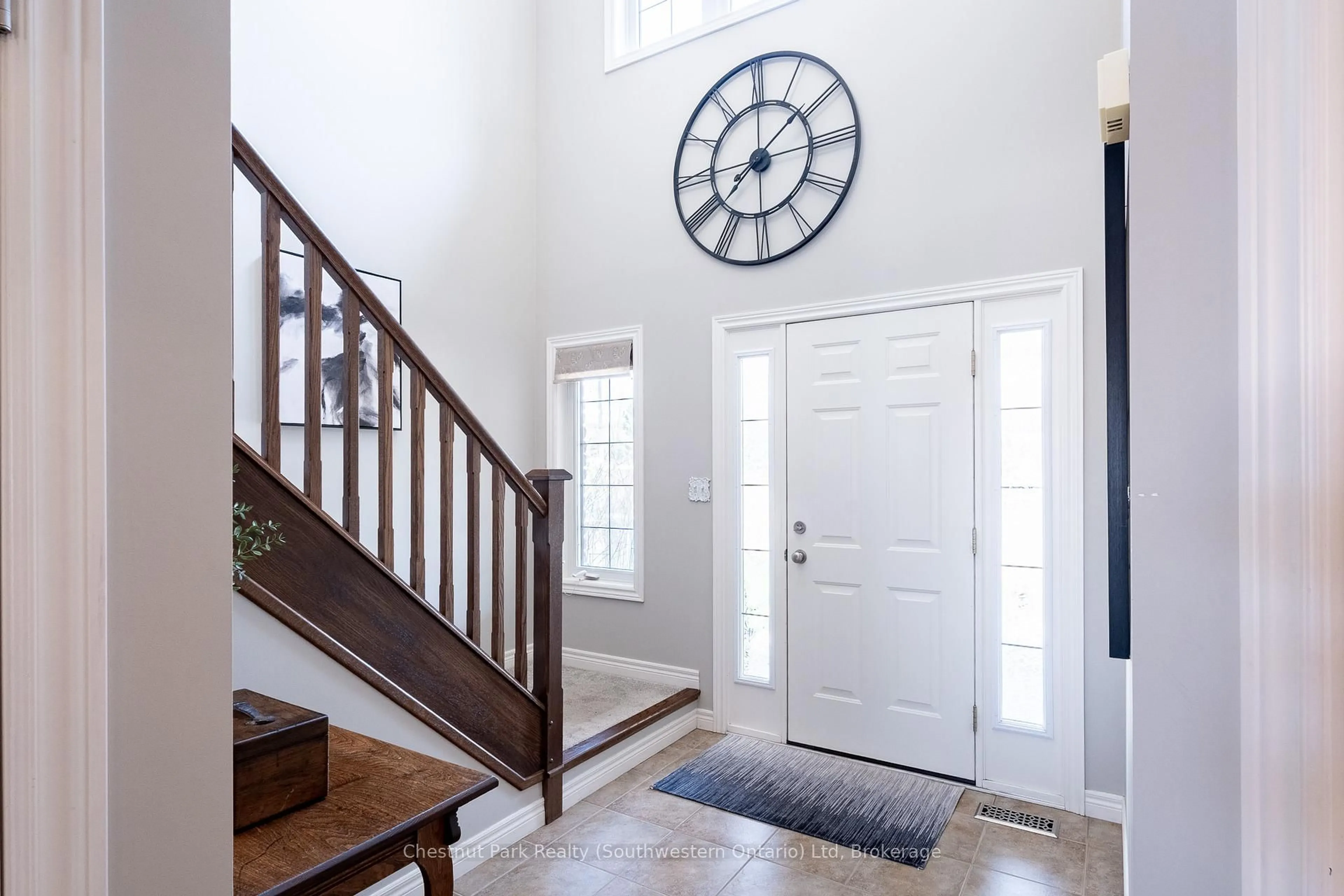 Indoor entryway for 185 Clair Rd, Guelph Ontario N1L 0A7