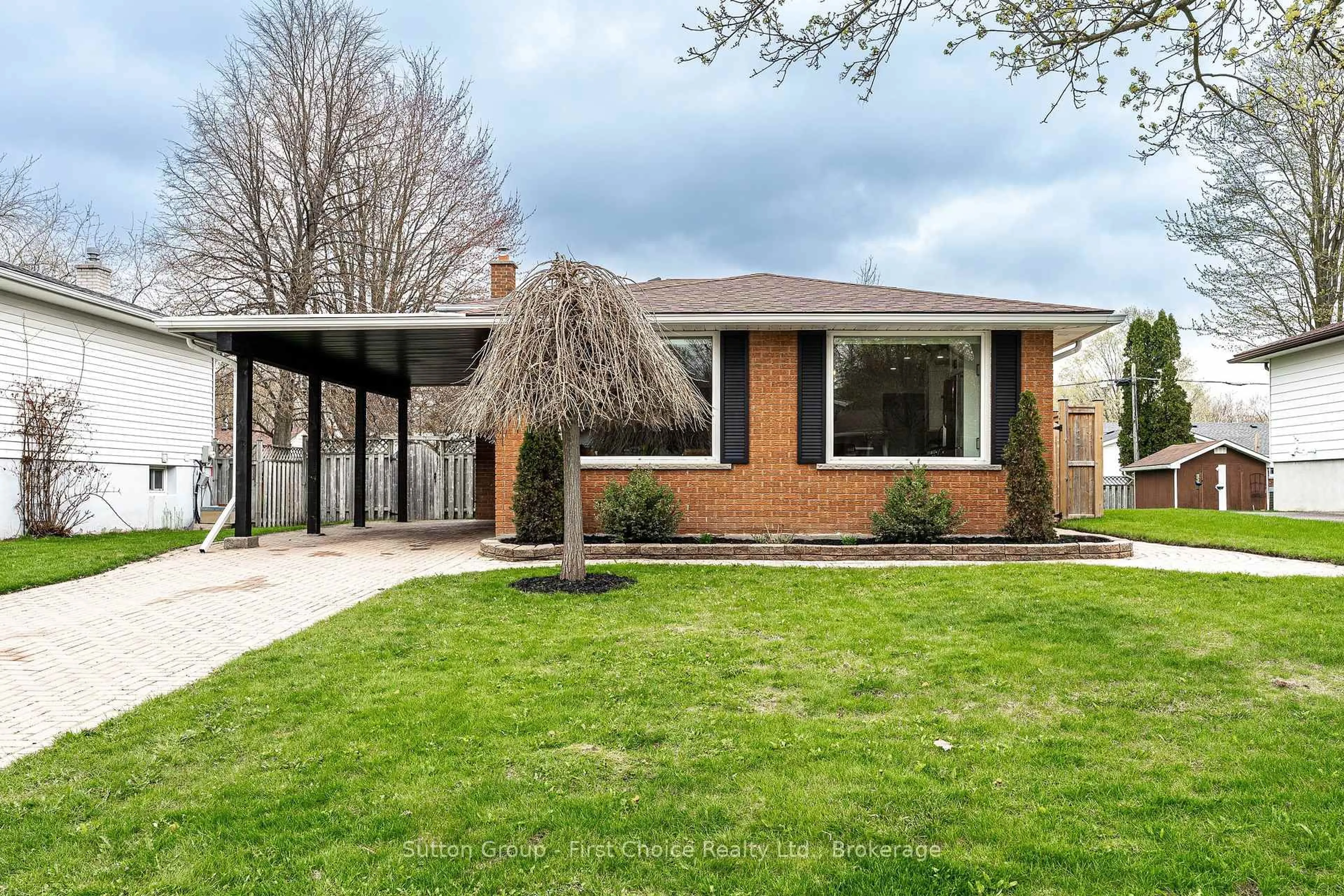 Home with brick exterior material, street for 185 Mowat St, Stratford Ontario N5A 2C2