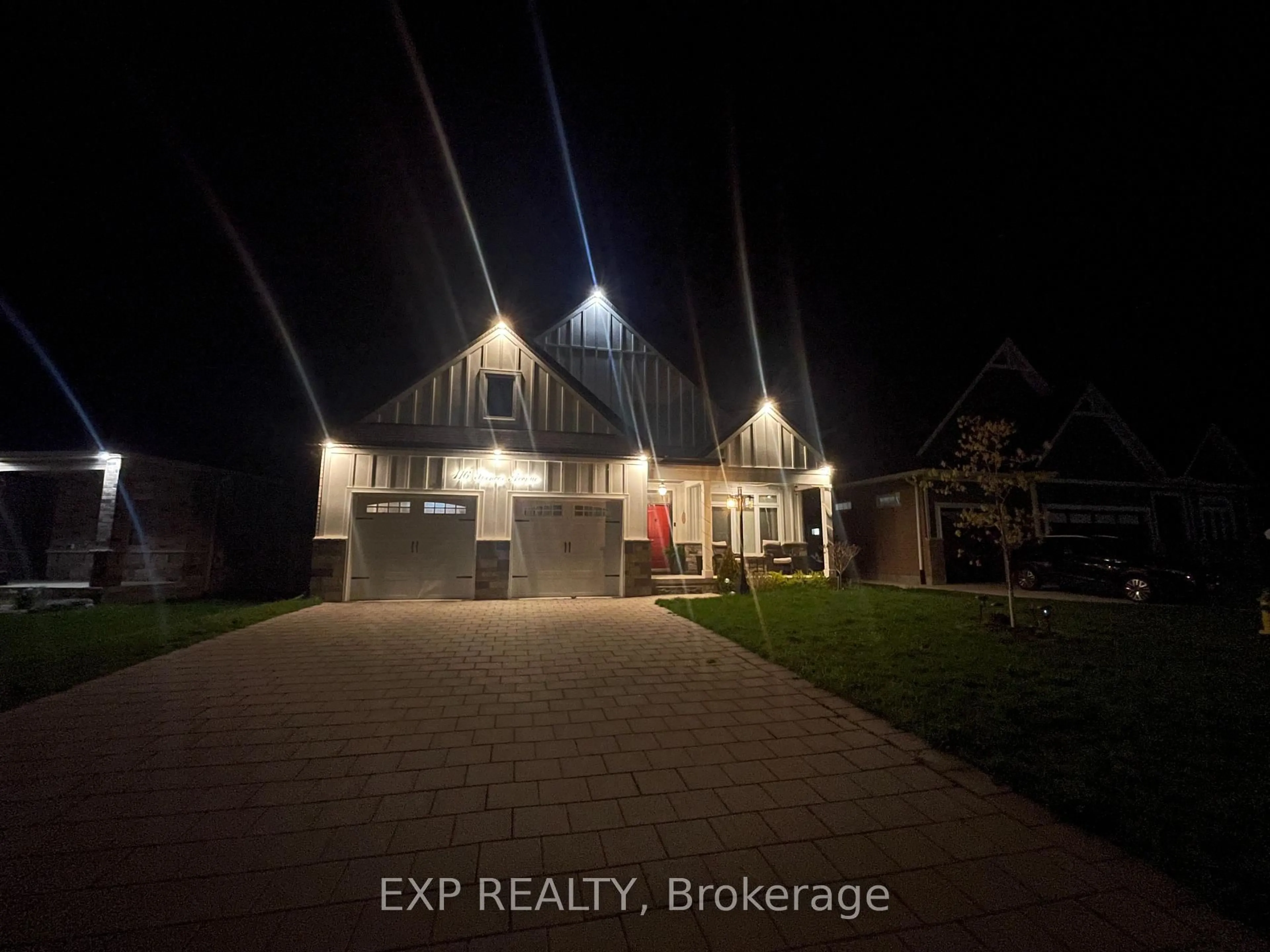 A pic from outside/outdoor area/front of a property/back of a property/a pic from drone, street for 116 Spencer Ave, Lucan Biddulph Ontario N0M 2J0