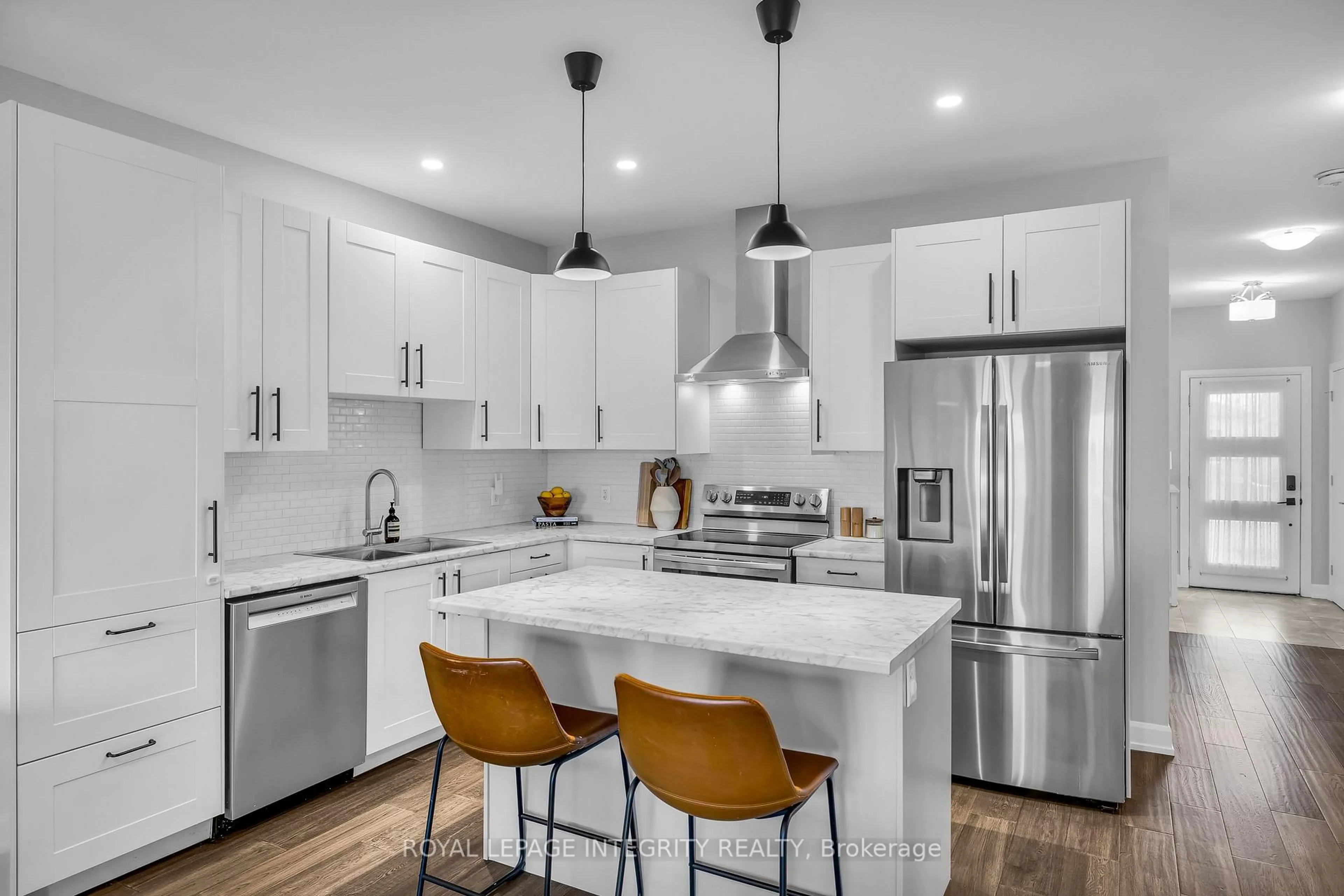 Open concept kitchen, ceramic/tile floor for 440 Arora Cres, North Dundas Ontario K0C 2K0
