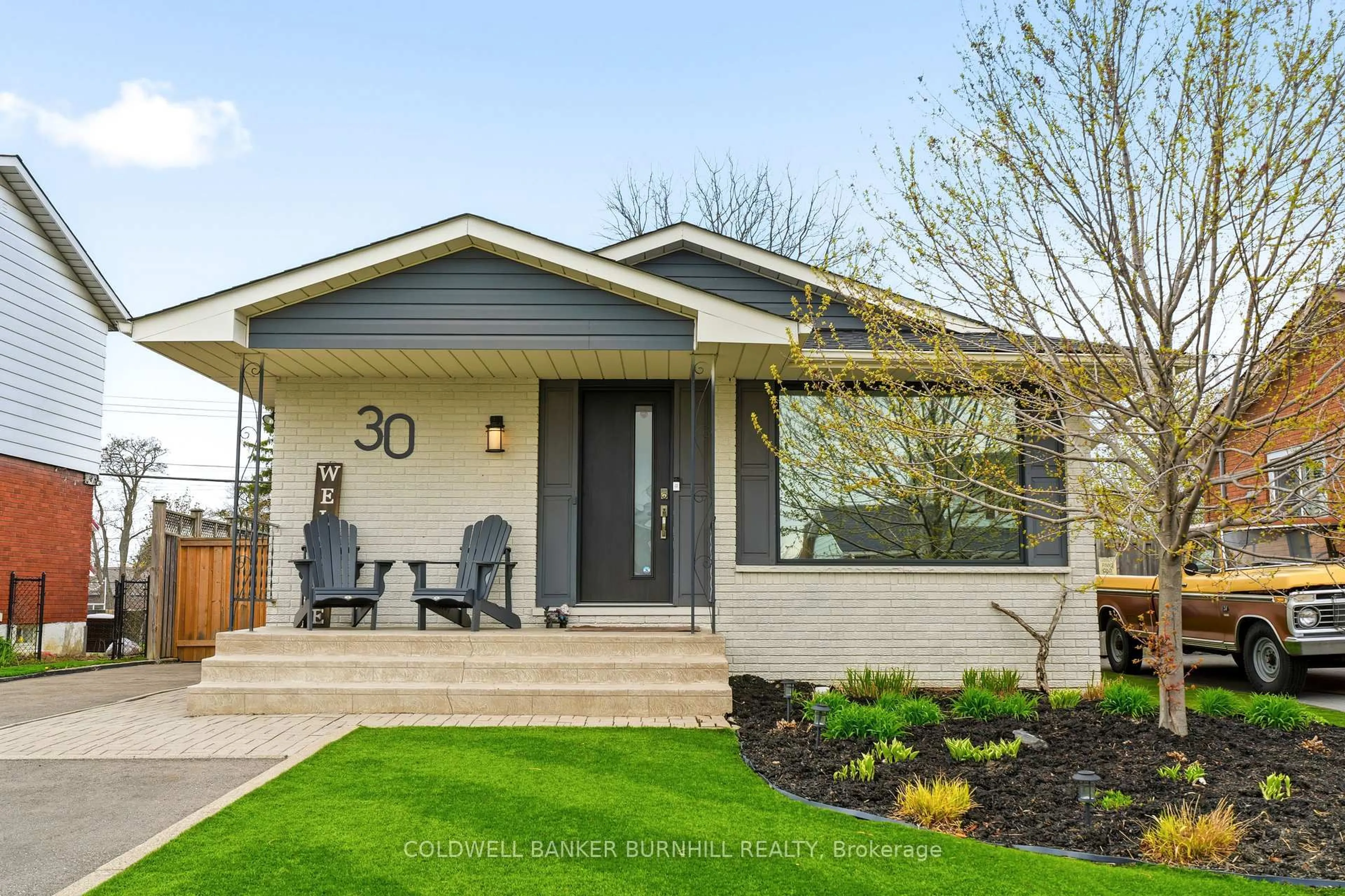 Home with vinyl exterior material, street for 30 Darlington Dr, Hamilton Ontario L9C 2L7